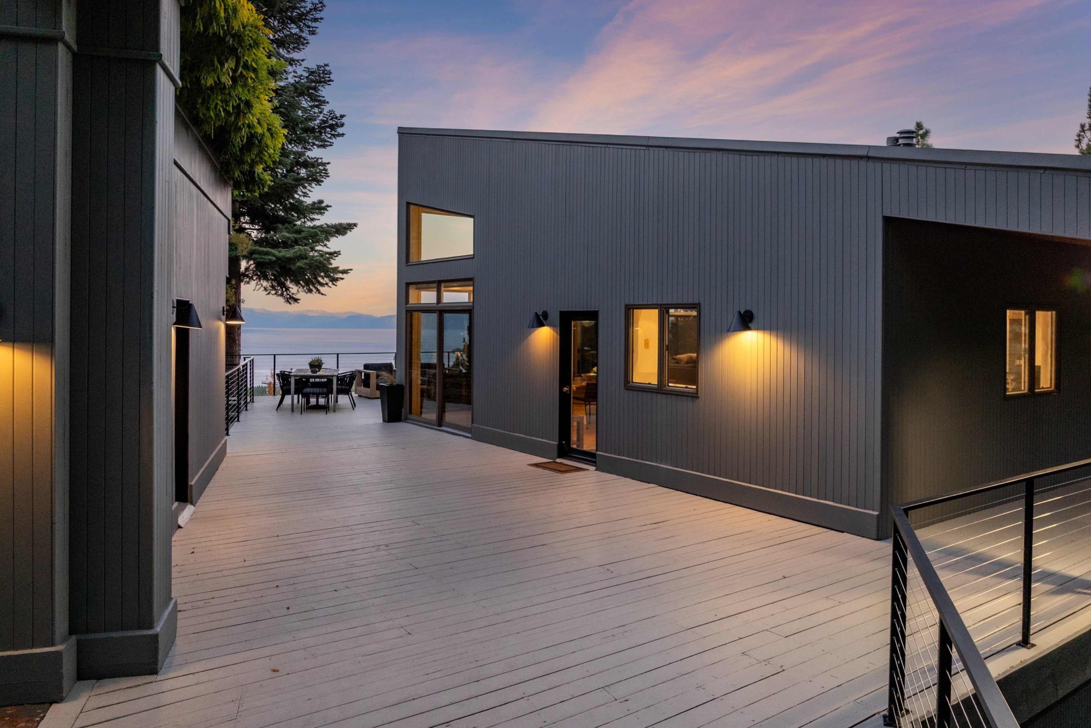  Legendary Gated Panoramic Lake View Estate - 物件實景