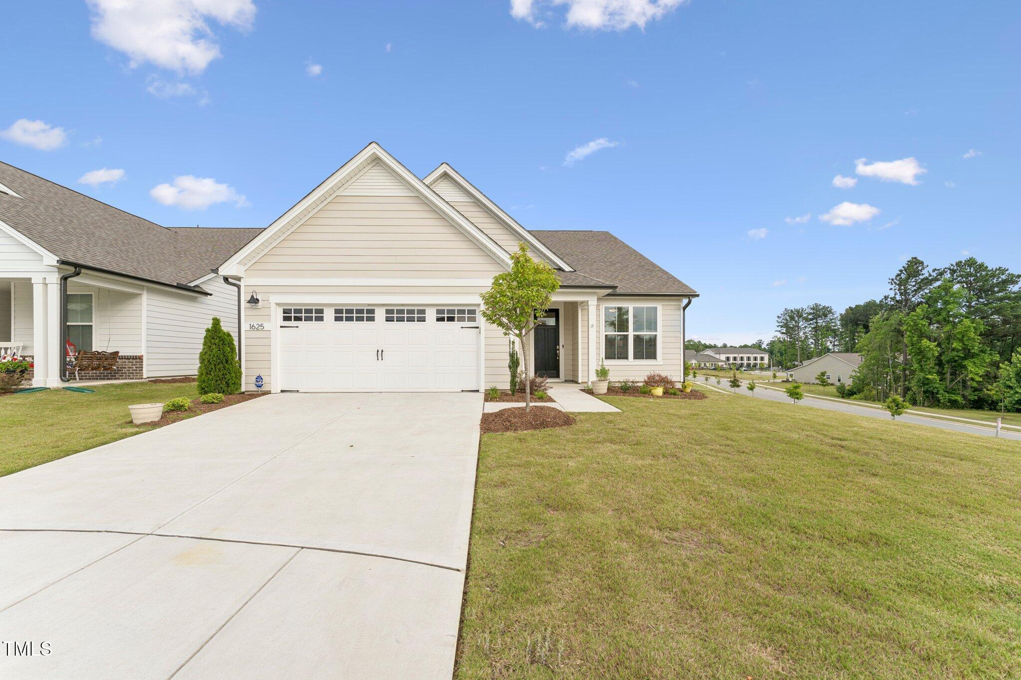 Fuquay Varina, North Carolina, 27526, United States, 3 Bedrooms Bedrooms, ,2 BathroomsBathrooms,Residential,For Sale,1856348