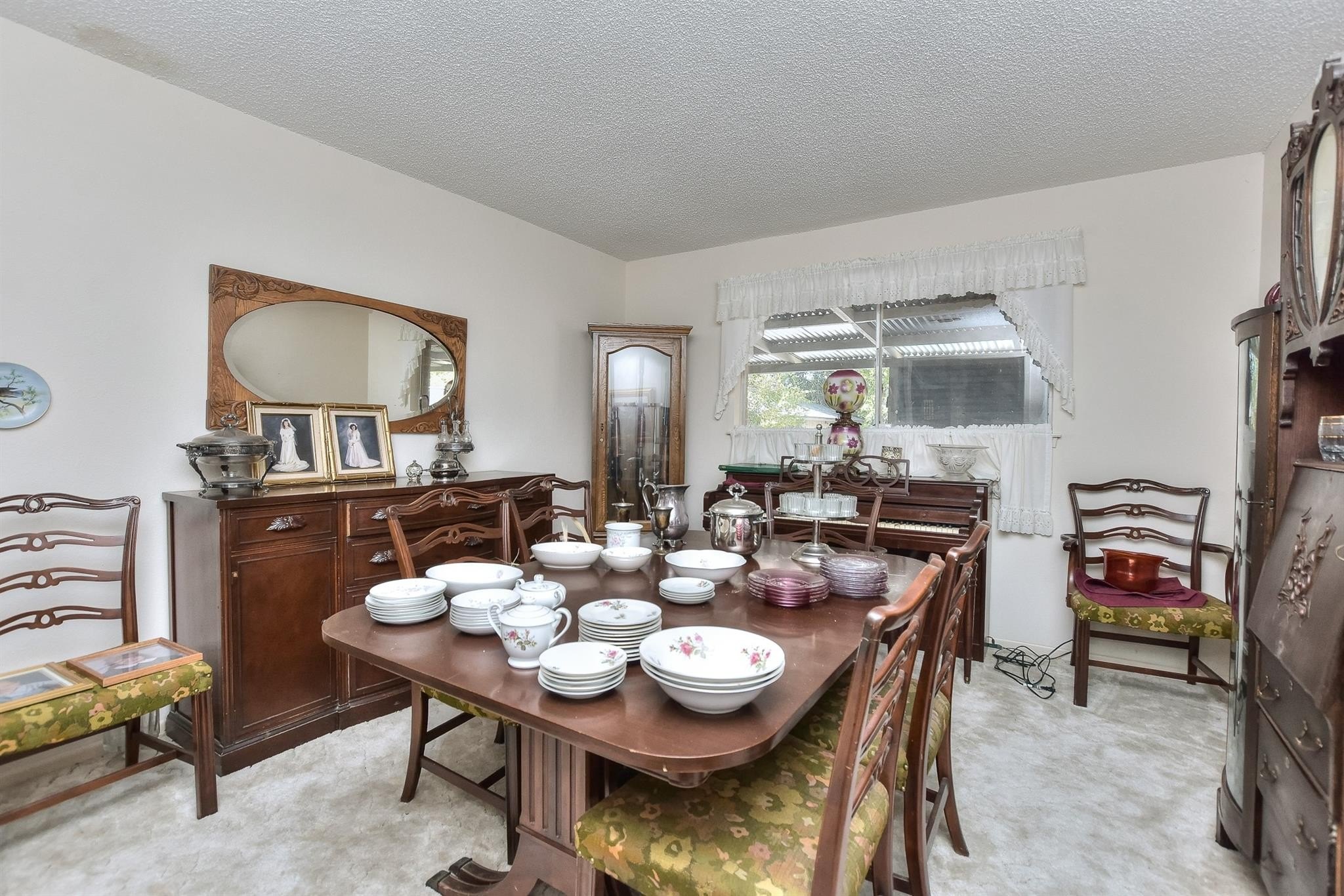 Georgetown, Texas, 78628, United States, 3 Bedrooms Bedrooms, ,3 BathroomsBathrooms,Residential,For Sale,1977027