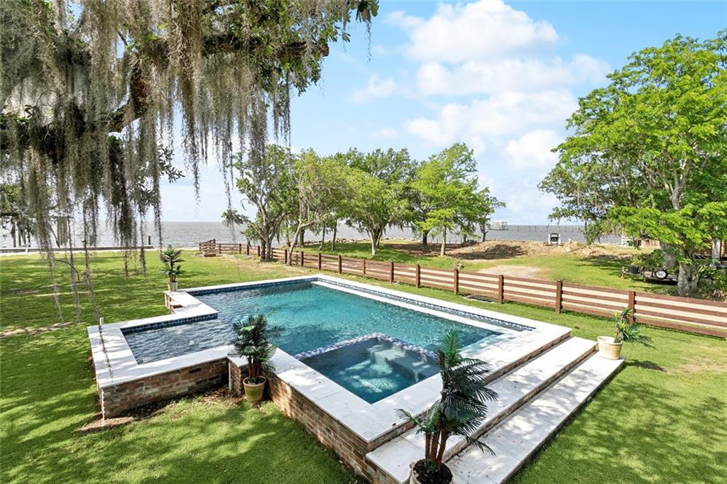 115 Holly Street, Mandeville, Louisiana, 70448, United States, 7 Bedrooms Bedrooms, ,7 BathroomsBathrooms,Residential,For Sale,115 Holly Street,1637916
