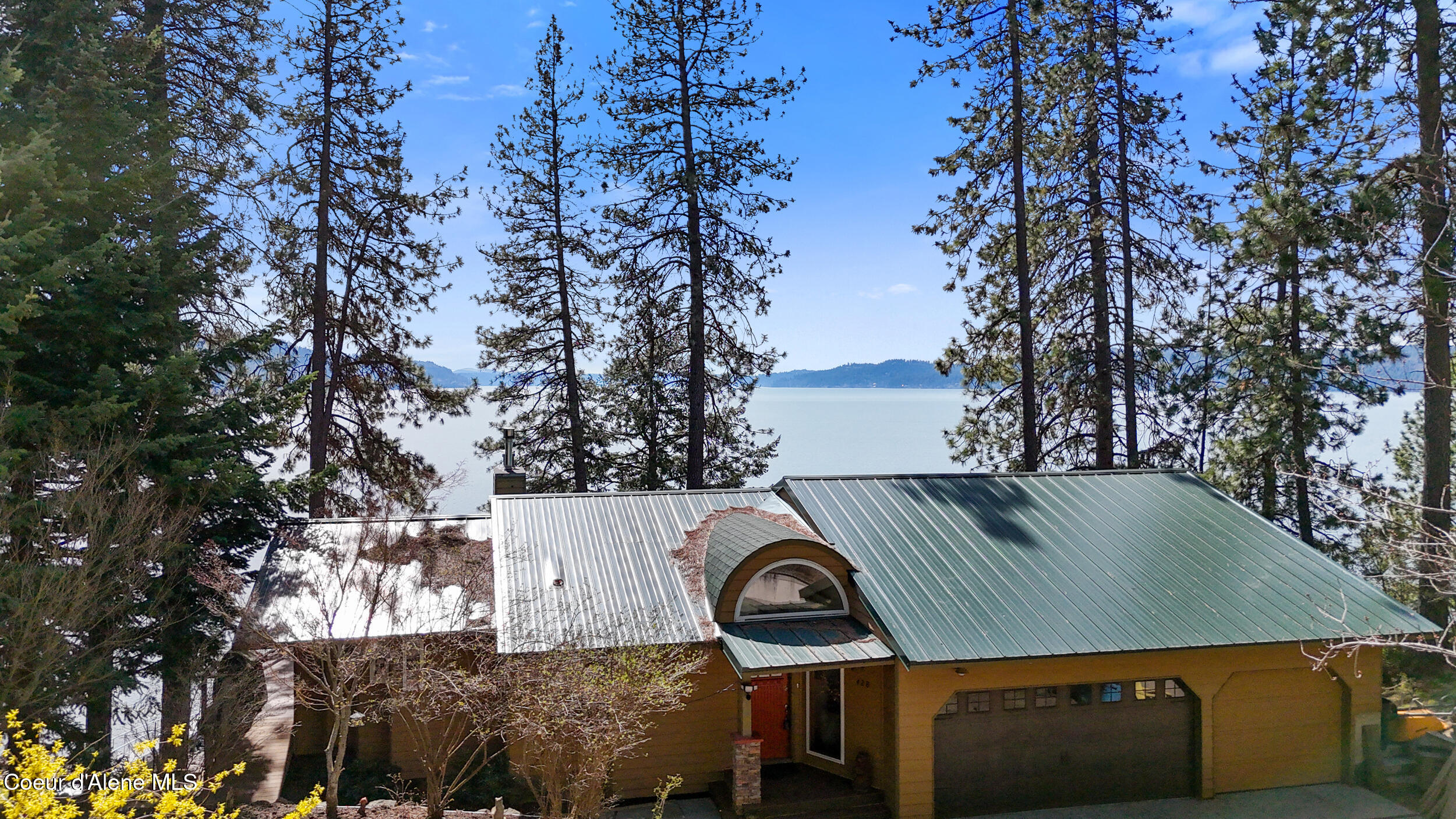 Harrison, Idaho, 83833, United States, 3 Bedrooms Bedrooms, ,3 BathroomsBathrooms,Residential,For Sale,2041876