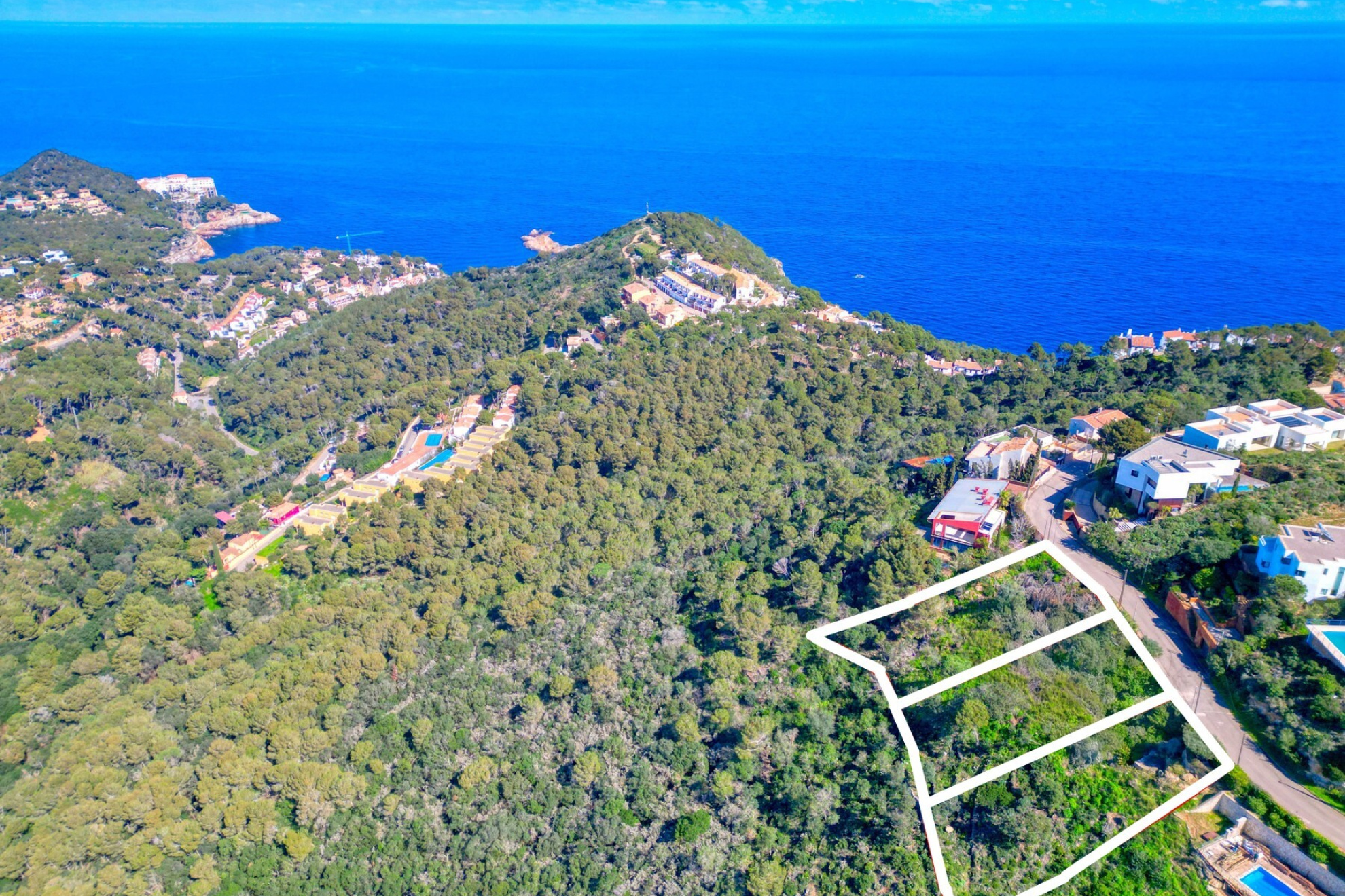  Large building plot, divisible into three plots with views. - 物件實景