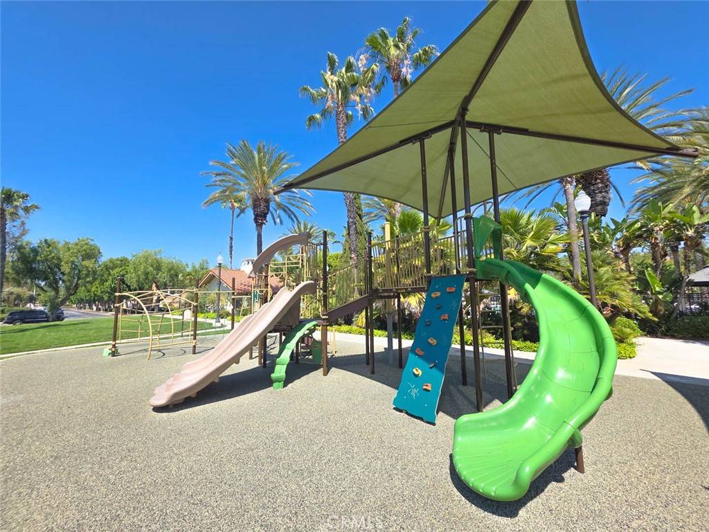 Irvine, California, 92602, United States, 4 Bedrooms Bedrooms, ,3 BathroomsBathrooms,Residential,For Sale,2030322