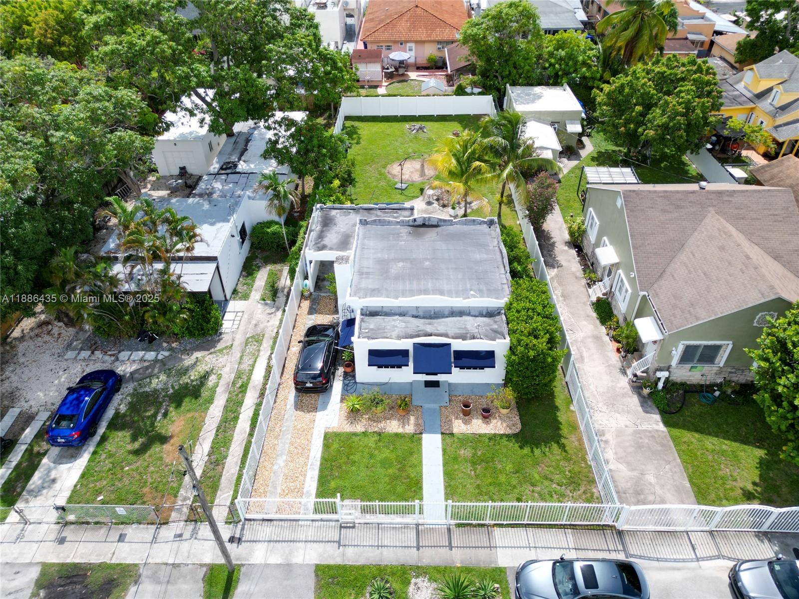Miami, Florida, 33125, United States, 2 Bedrooms Bedrooms, ,1 BathroomBathrooms,Residential,For Sale,1954935