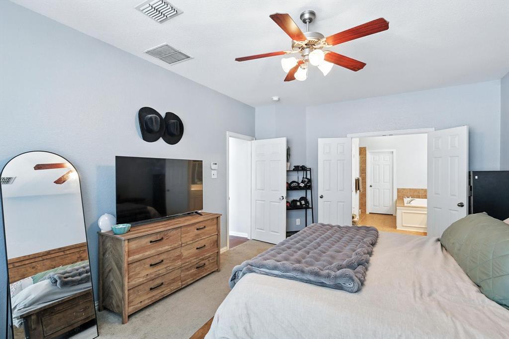 Grand Prairie, Texas, 75054, United States, 4 Bedrooms Bedrooms, ,4 BathroomsBathrooms,Residential,For Sale,1925878