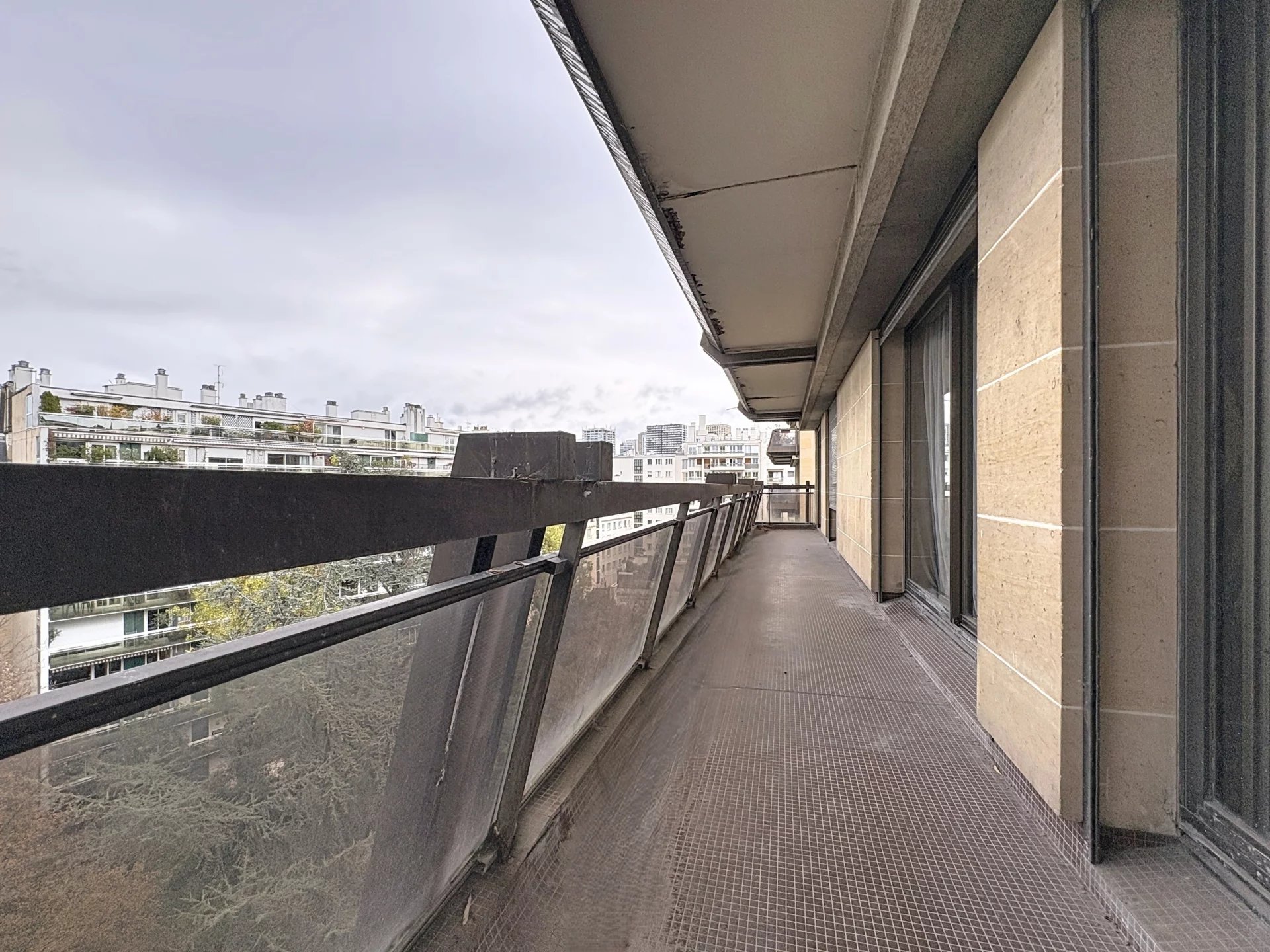 Paris 16th, Île-de-France, 75016, FR, 5 Bedrooms Bedrooms, ,5 BathroomsBathrooms,Residential,For Sale,1995773