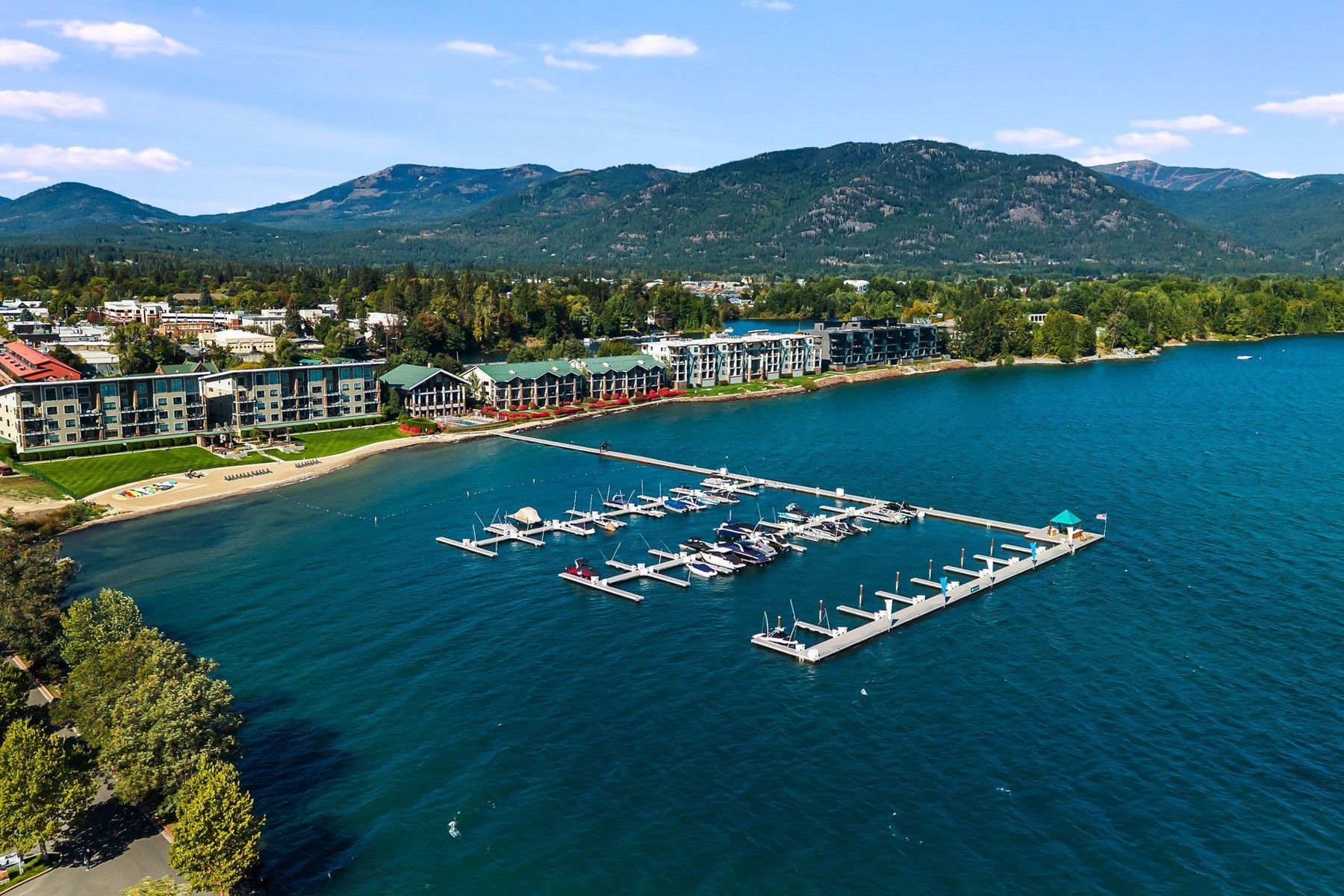  Corner Condo at Seasons at Sandpoint - 物件實景