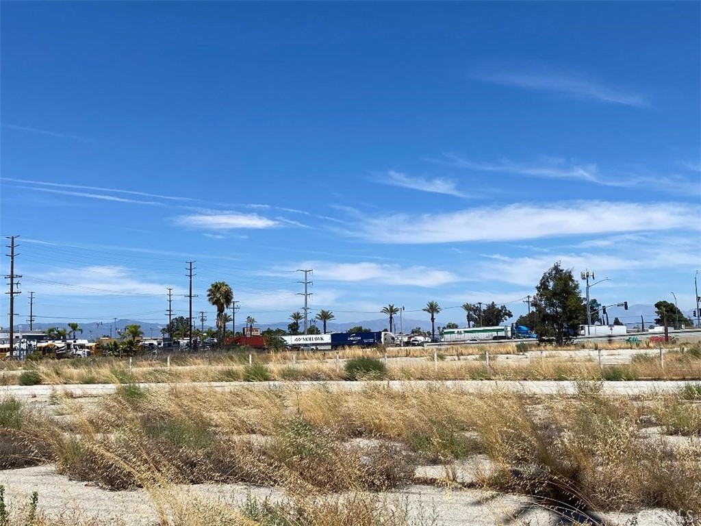 Fontana, California, 92335, United States, ,Land,For Sale,1976129