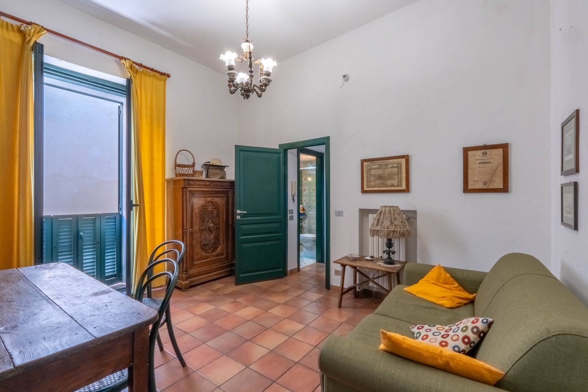 piazza seiano, Vico Equense, Napoli, 80069, IT, 4 Bedrooms Bedrooms, ,4 BathroomsBathrooms,Residential,For Sale,piazza seiano,1629621