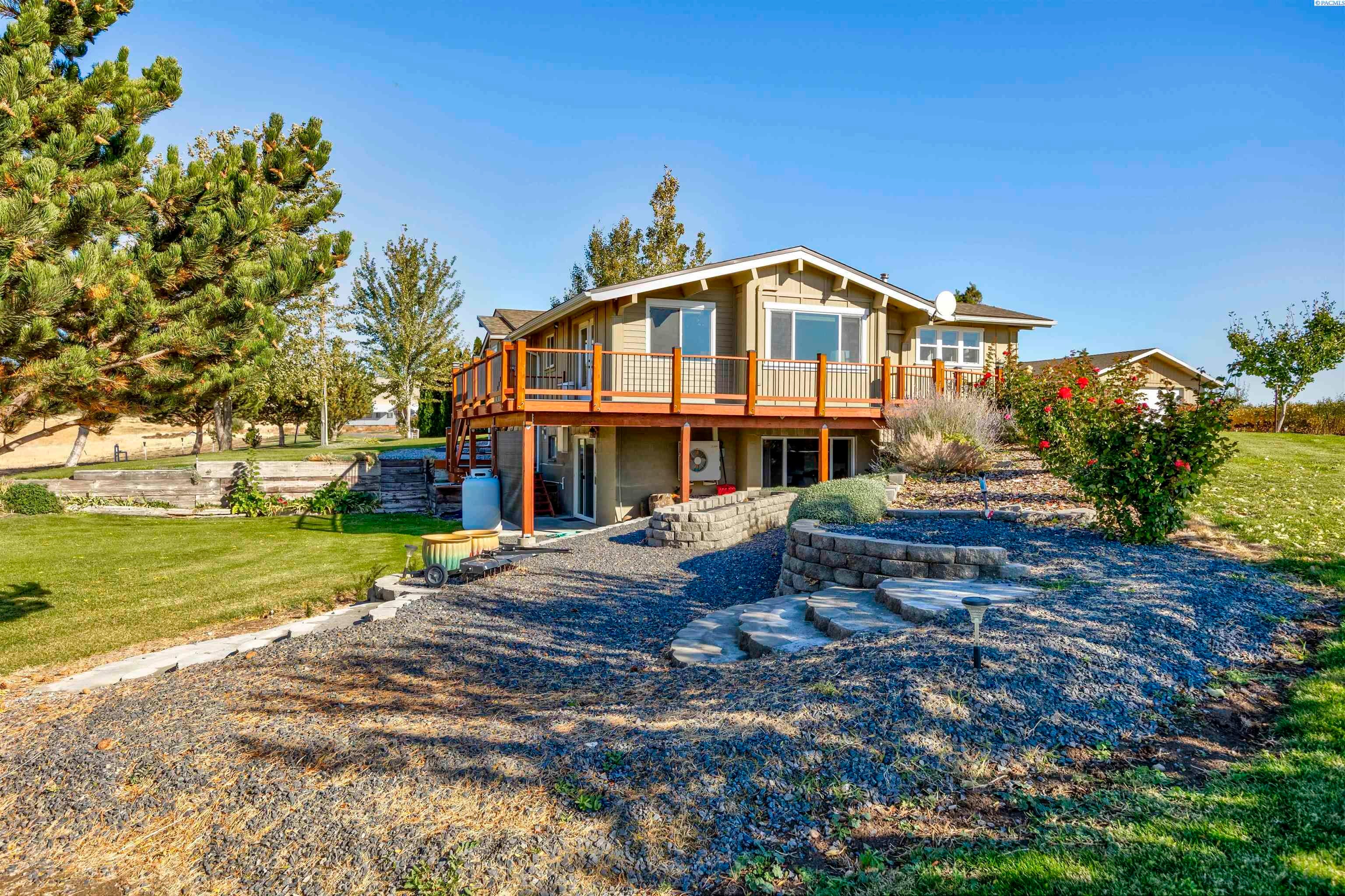 Benton City, Washington, 99320, United States, 3 Bedrooms Bedrooms, ,2 BathroomsBathrooms,Residential,For Sale,1992566