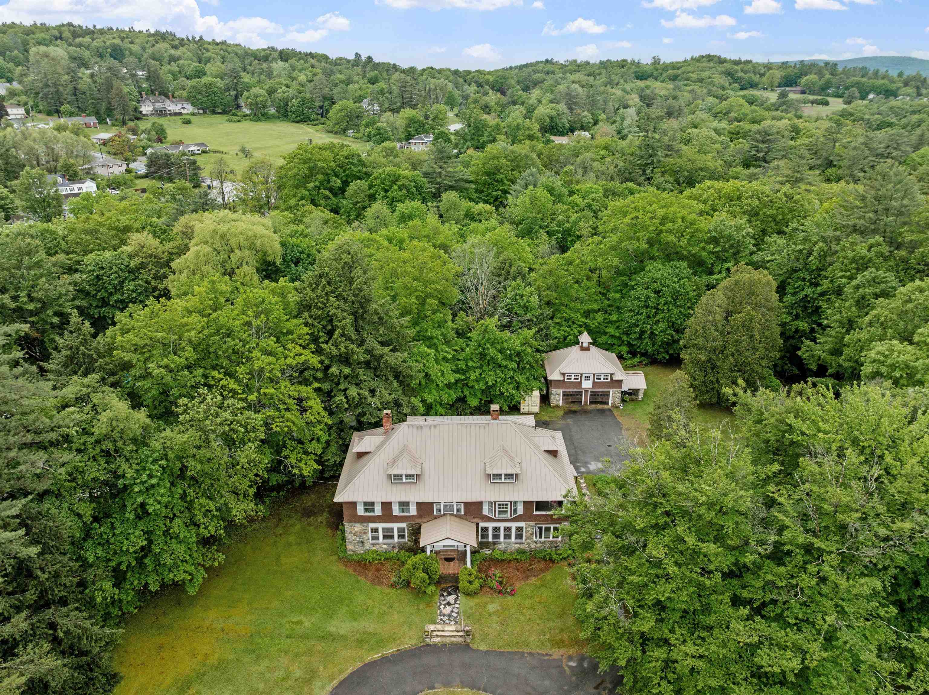 Claremont, New Hampshire, 03743, United States, 7 Bedrooms Bedrooms, ,2 BathroomsBathrooms,Residential,For Sale,1846493