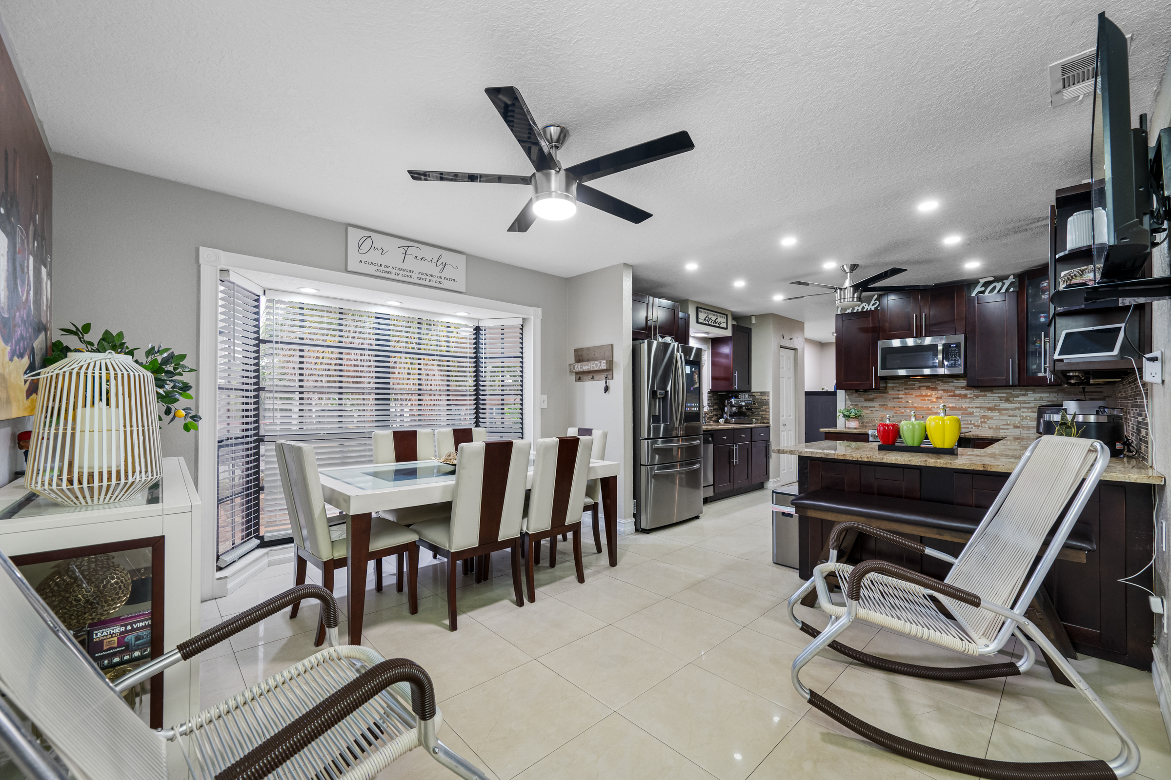 Tampa, Florida, 33615, United States, 4 Bedrooms Bedrooms, ,3 BathroomsBathrooms,Residential,For Sale,1900602