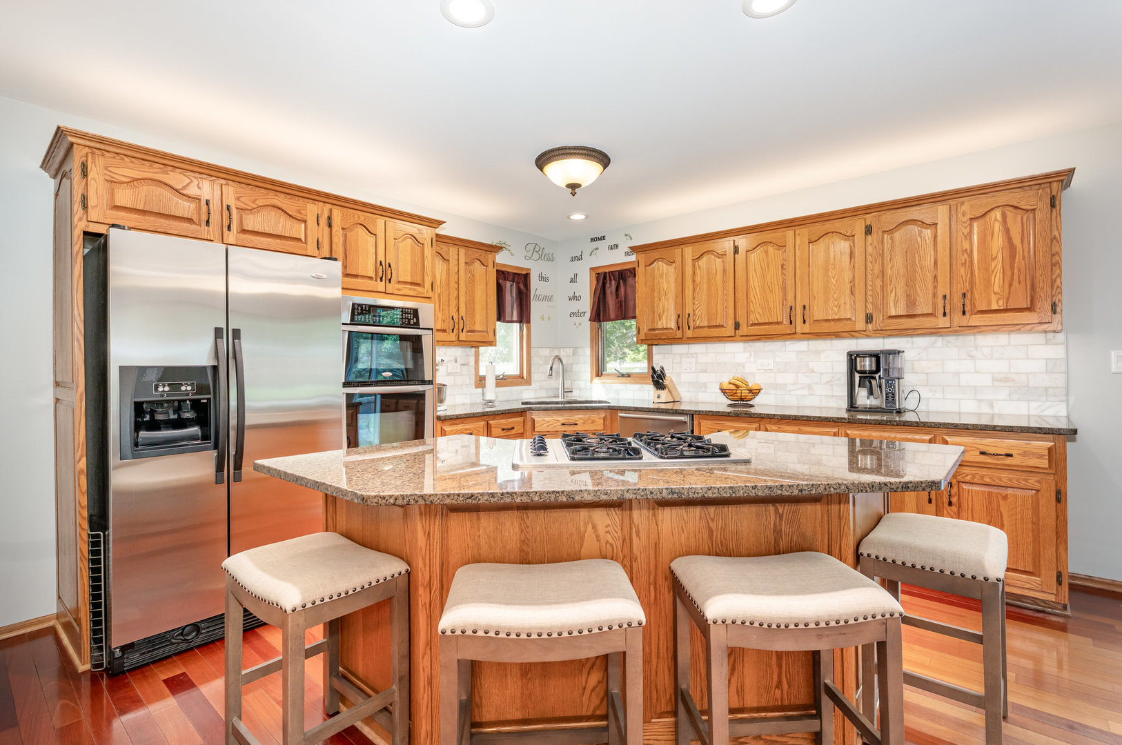 Shorewood, Illinois, 60404, United States, 3 Bedrooms Bedrooms, ,3 BathroomsBathrooms,Residential,For Sale,1937616