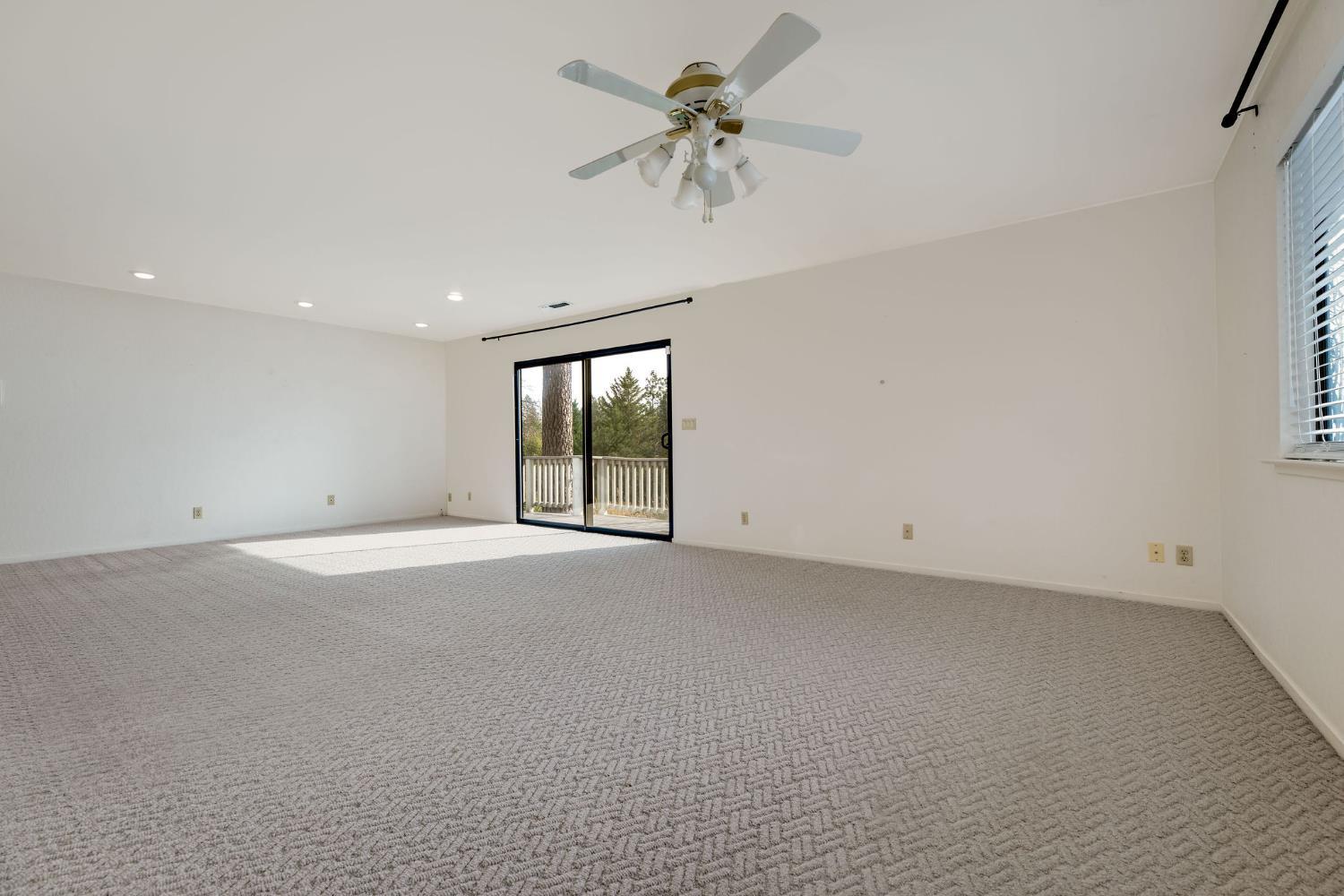 Grass Valley, California, 95949, United States, 4 Bedrooms Bedrooms, ,4 BathroomsBathrooms,Residential,For Sale,2015121