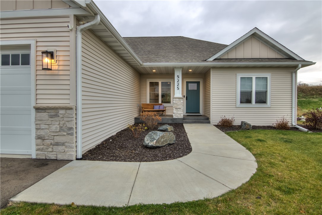 Eleva, Wisconsin, 54738, United States, 5 Bedrooms Bedrooms, ,3 BathroomsBathrooms,Residential,For Sale,1989894