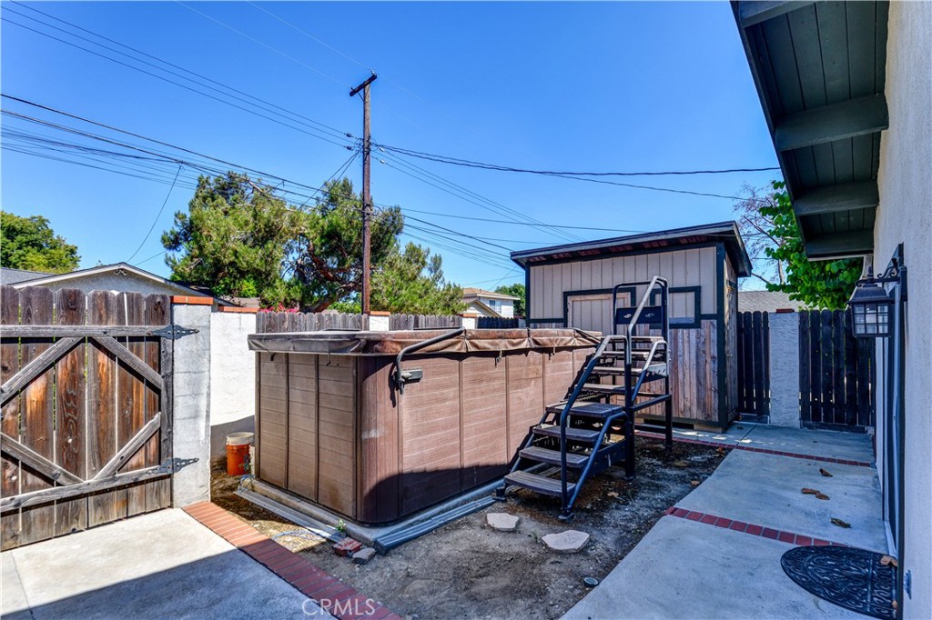 Upland, California, 91786, United States, 5 Bedrooms Bedrooms, ,3 BathroomsBathrooms,Residential,For Sale,1904299