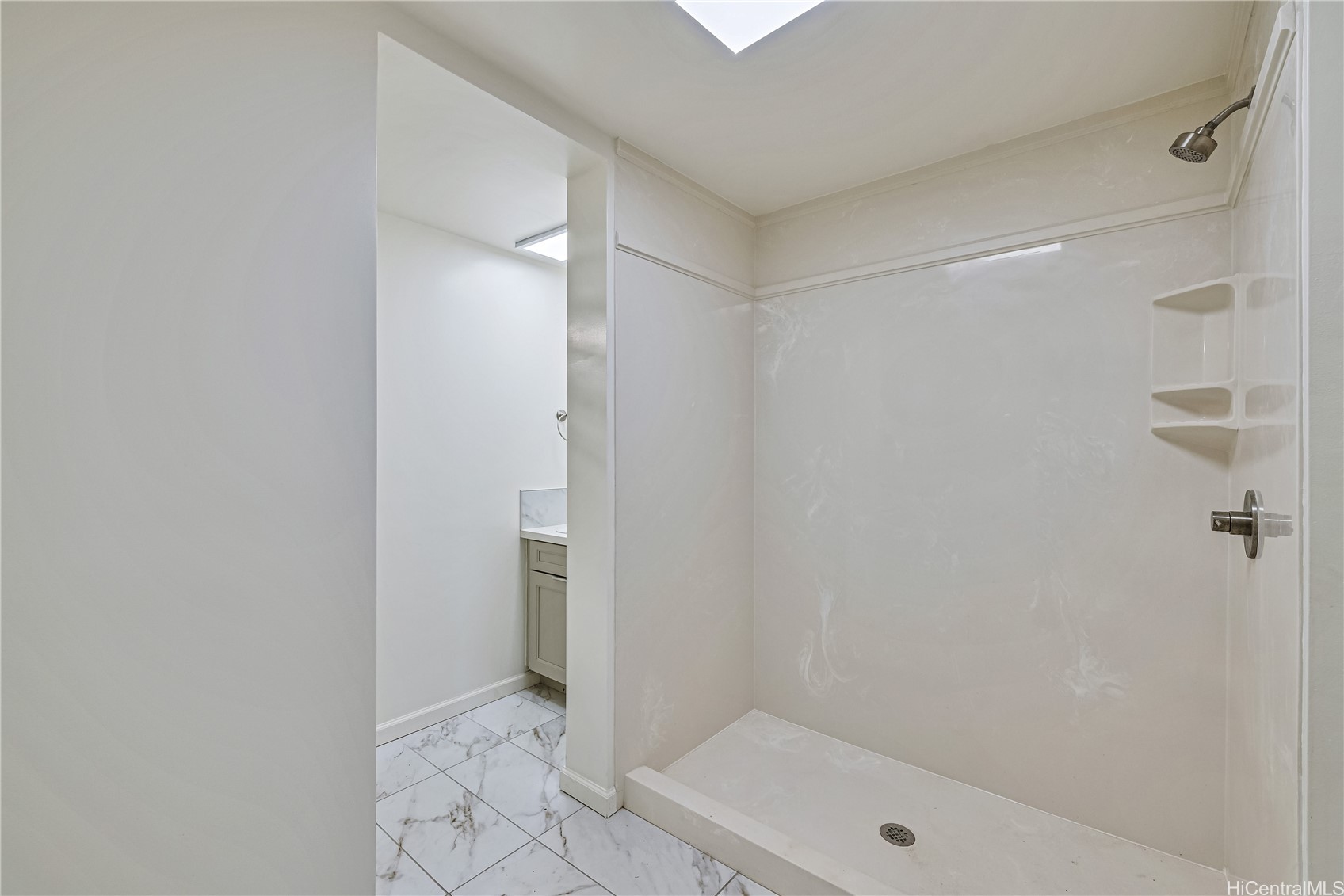 Honolulu, Hawaii, 96817, United States, 5 Bedrooms Bedrooms, ,2 BathroomsBathrooms,Residential,For Sale,1826536