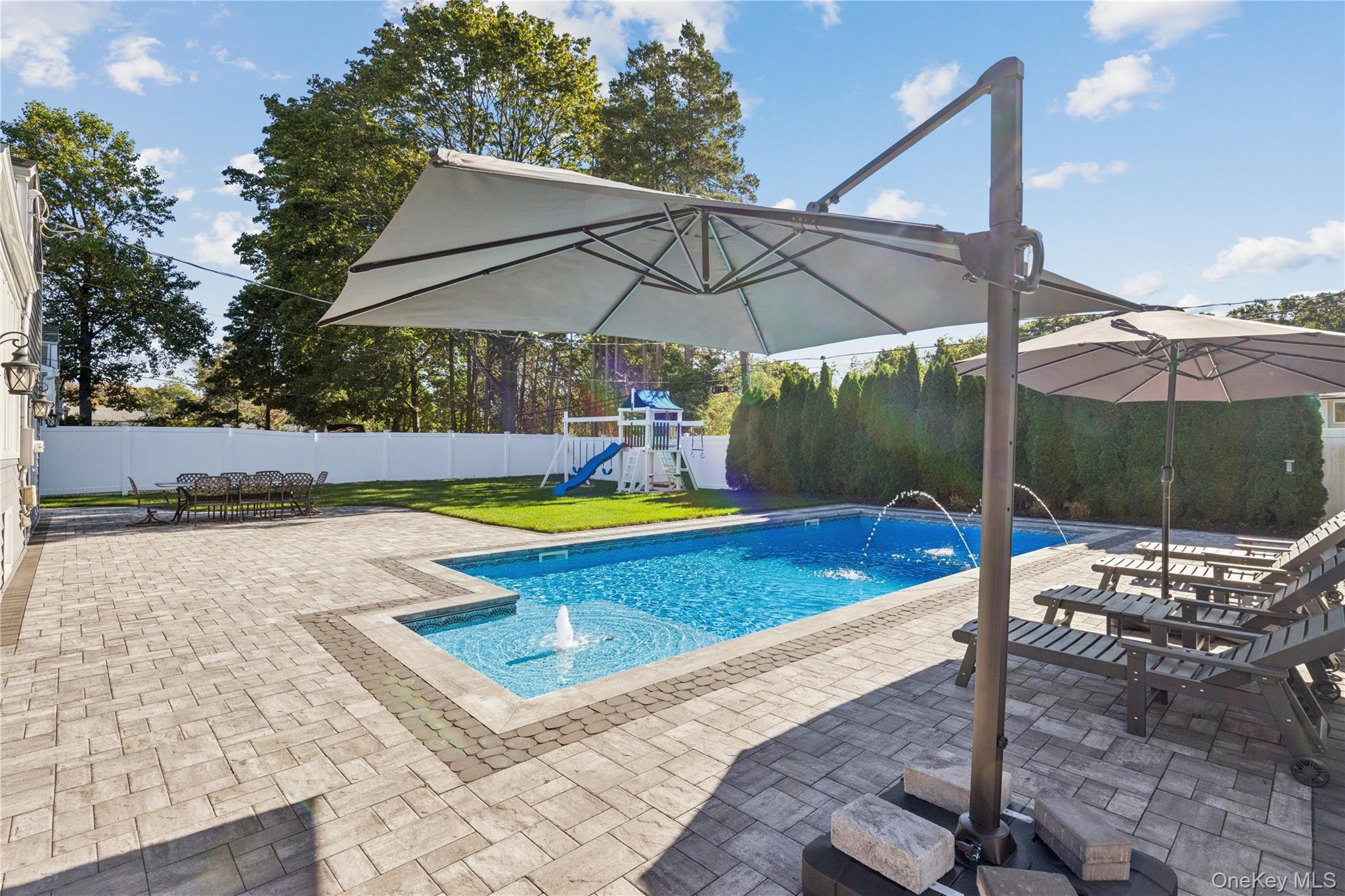  29 Voorhis Drive, Old Bethpage, NY, 11804 - 物件實景