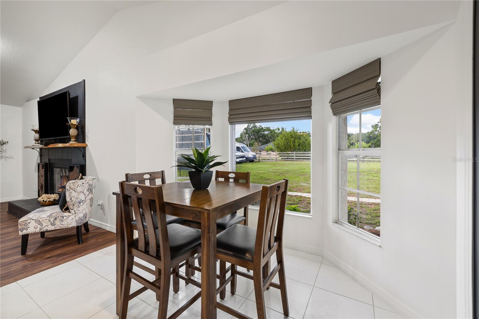 Deland, Florida, 32720, United States, 5 Bedrooms Bedrooms, ,3 BathroomsBathrooms,Residential,For Sale,2048830