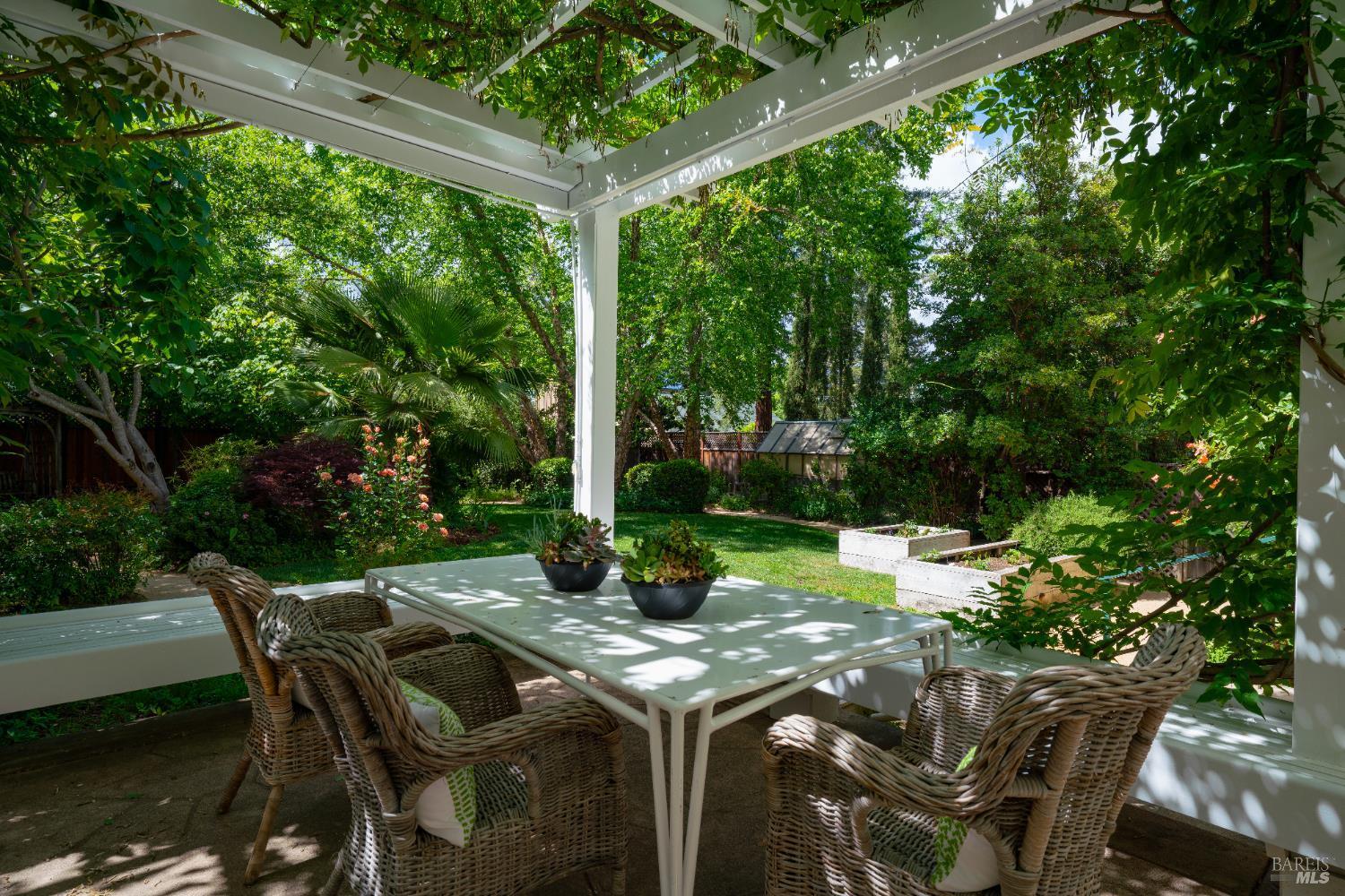 St. Helena, California, 94574, United States, 4 Bedrooms Bedrooms, ,4 BathroomsBathrooms,Residential,For Sale,1836928