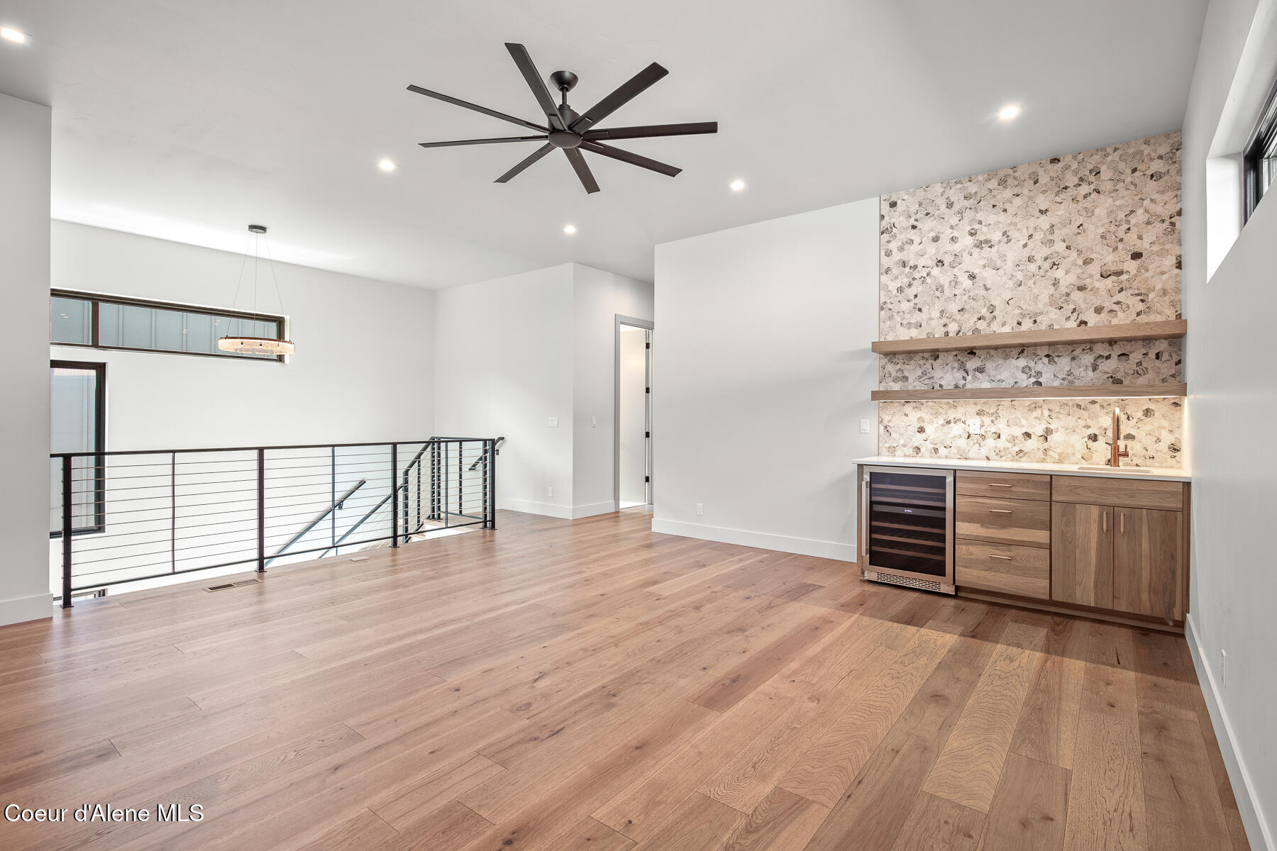 Coeur d'Alene, Idaho, 83814, United States, 3 Bedrooms Bedrooms, ,4 BathroomsBathrooms,Residential,For Sale,1823259