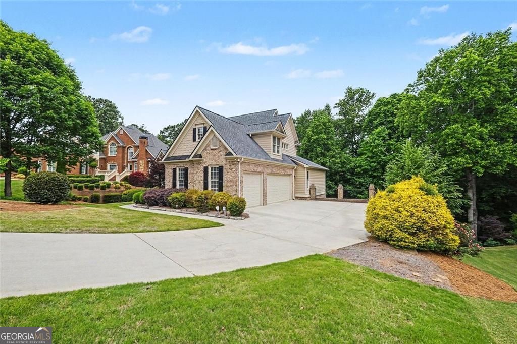 Flowery Branch, Georgia, 30542, United States, 6 Bedrooms Bedrooms, ,5 BathroomsBathrooms,Residential,For Sale,2043062
