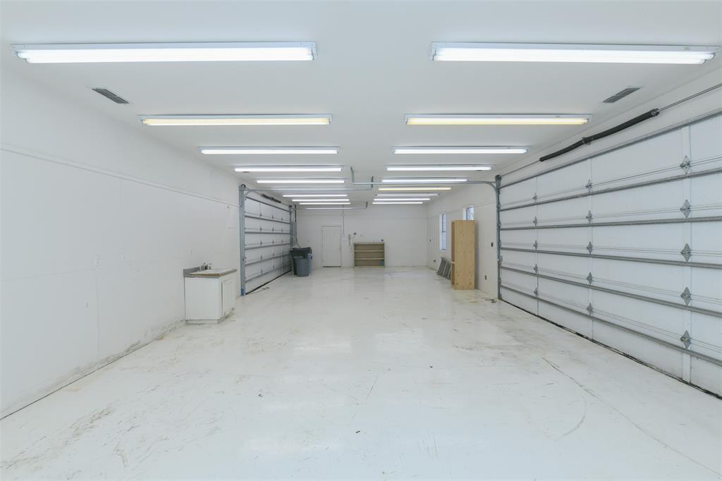 Arlington, Texas, 76015, United States, 4 Bedrooms Bedrooms, ,3 BathroomsBathrooms,Residential,For Sale,1984370