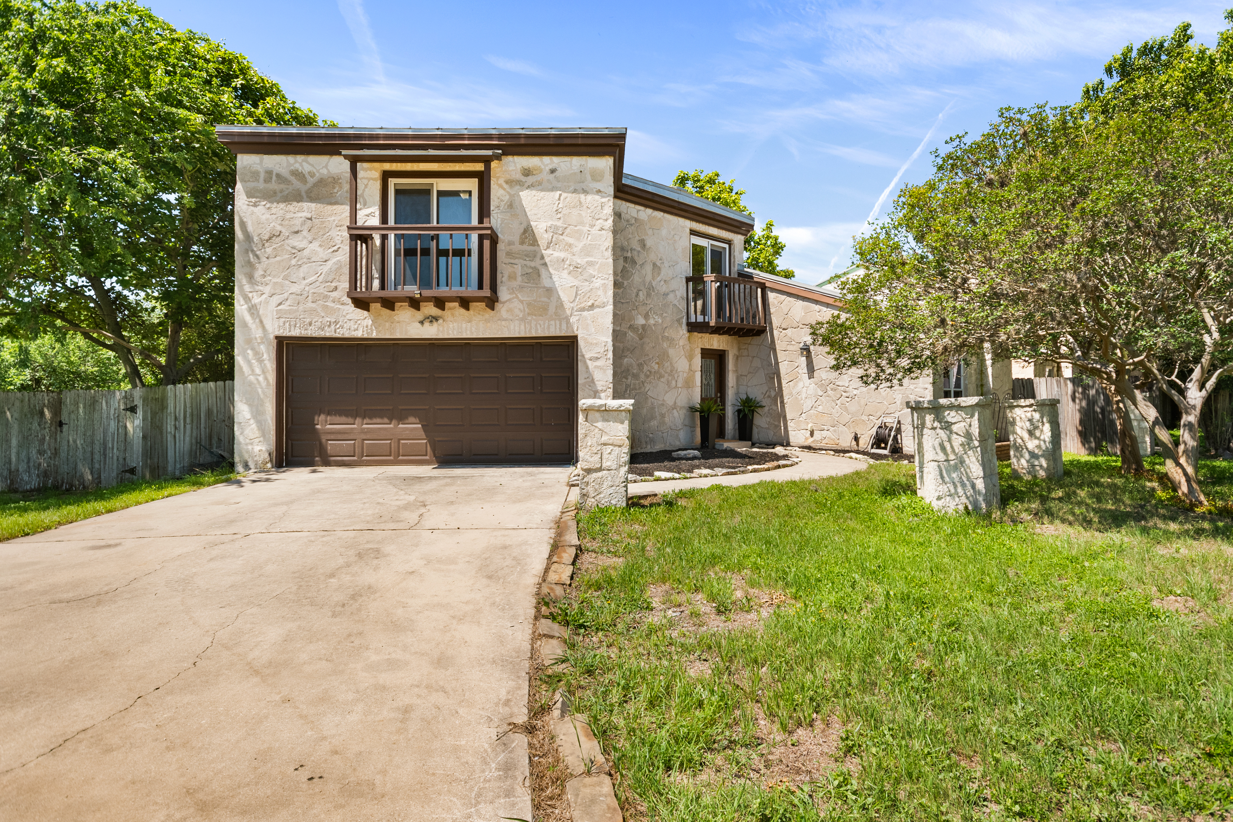  Charming Hill Country Home - 物件實景