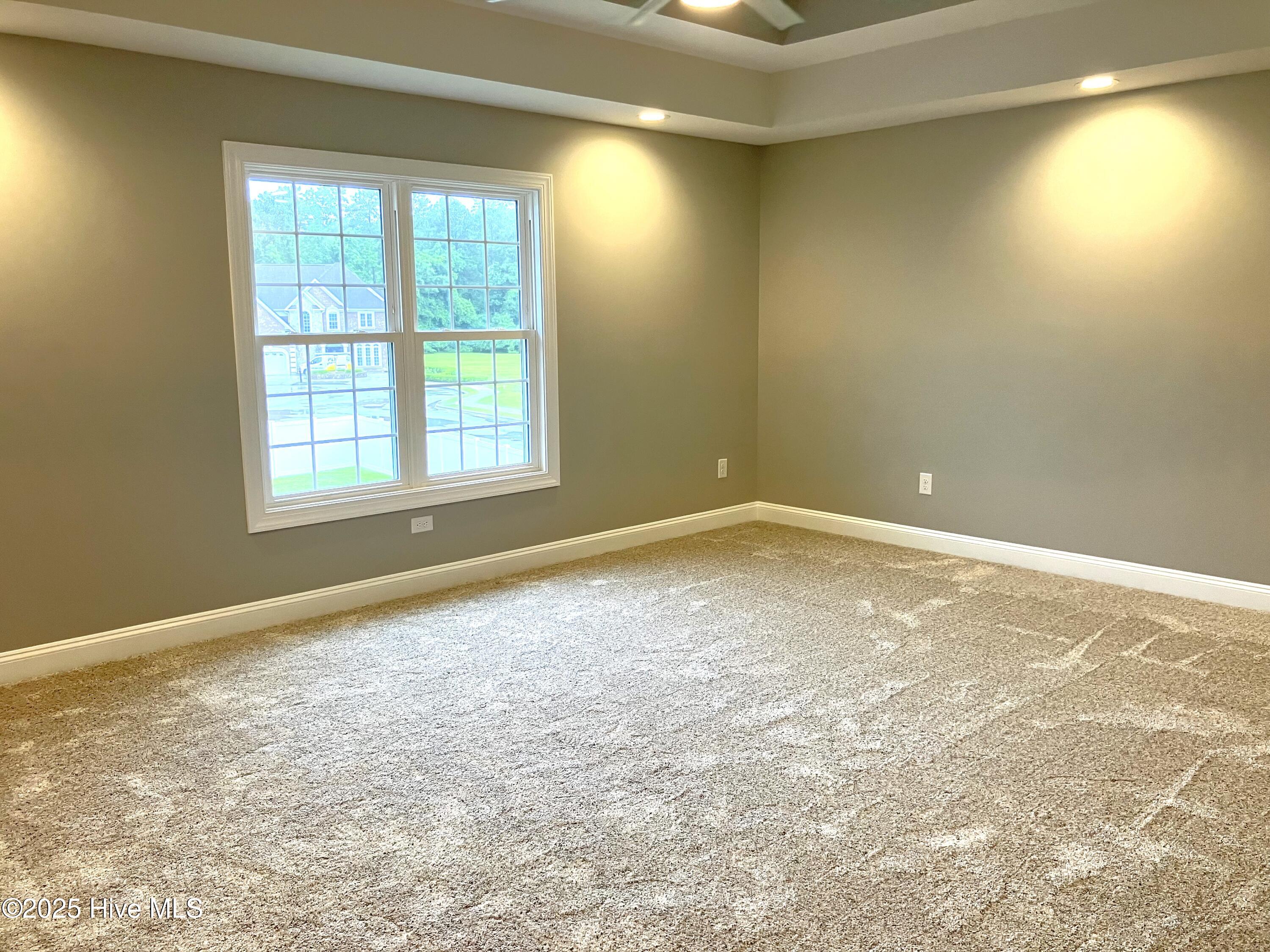 Jacksonville, North Carolina, 28546, United States, 5 Bedrooms Bedrooms, ,3 BathroomsBathrooms,Residential,For Sale,1983326