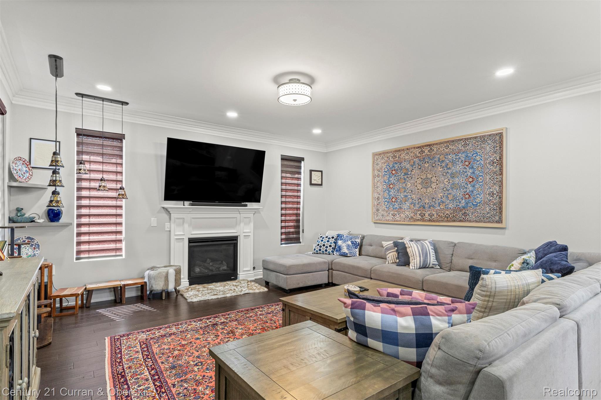 Dearborn Heights, Michigan, 48127, United States, 4 Bedrooms Bedrooms, ,5 BathroomsBathrooms,Residential,For Sale,1974066