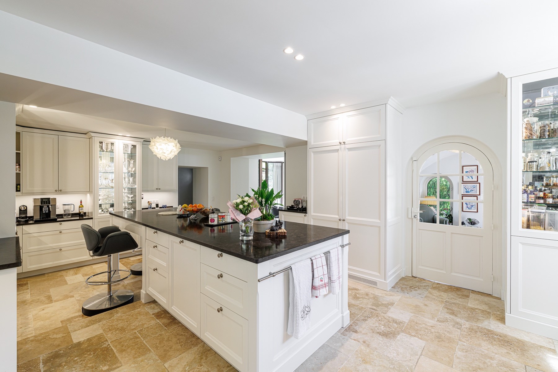  Vence, renovated 18th century estate for sale with one hectare of landscaped gr… - 物件實景