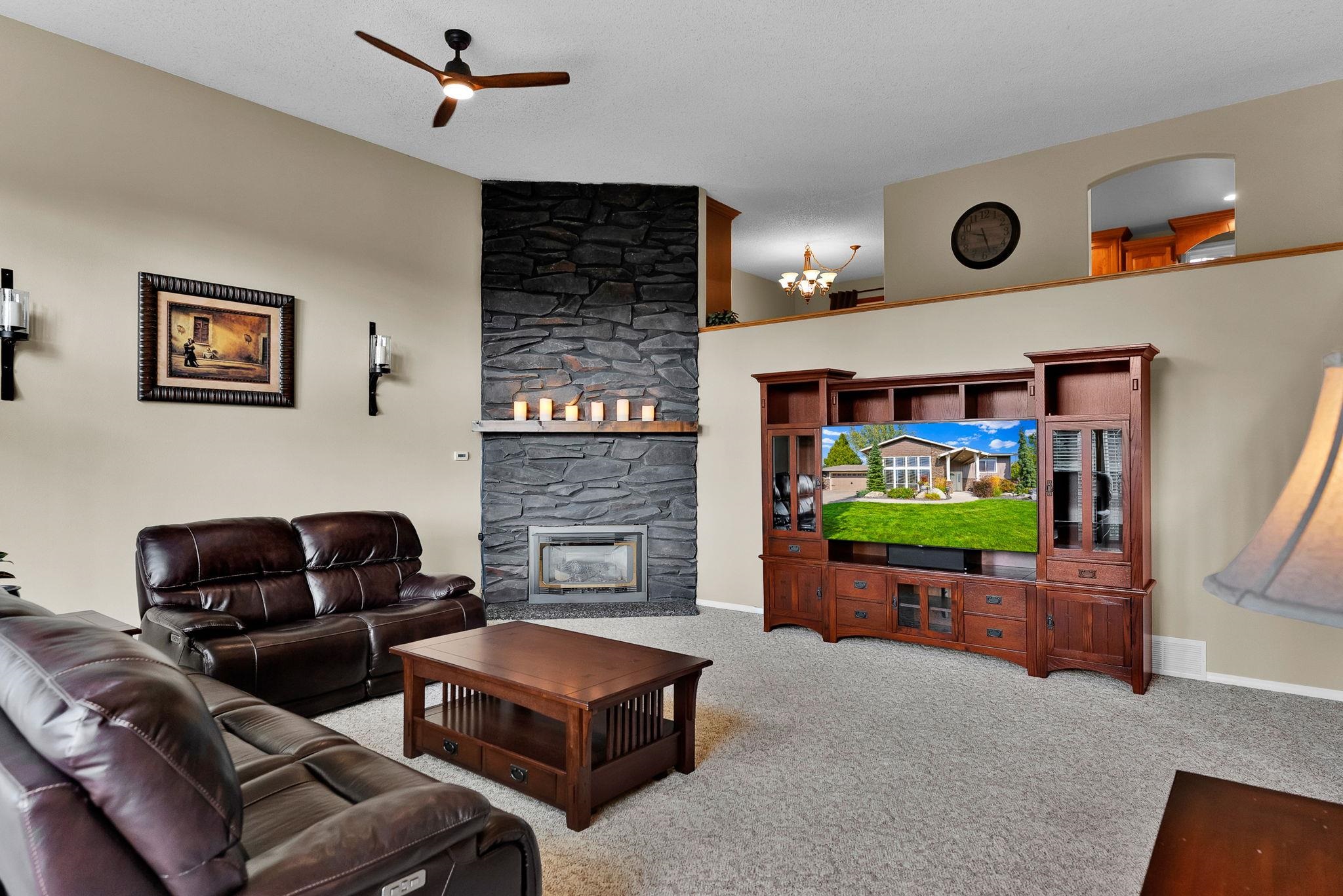 Spokane, Washington, 99216, United States, 4 Bedrooms Bedrooms, ,2 BathroomsBathrooms,Residential,For Sale,2005224