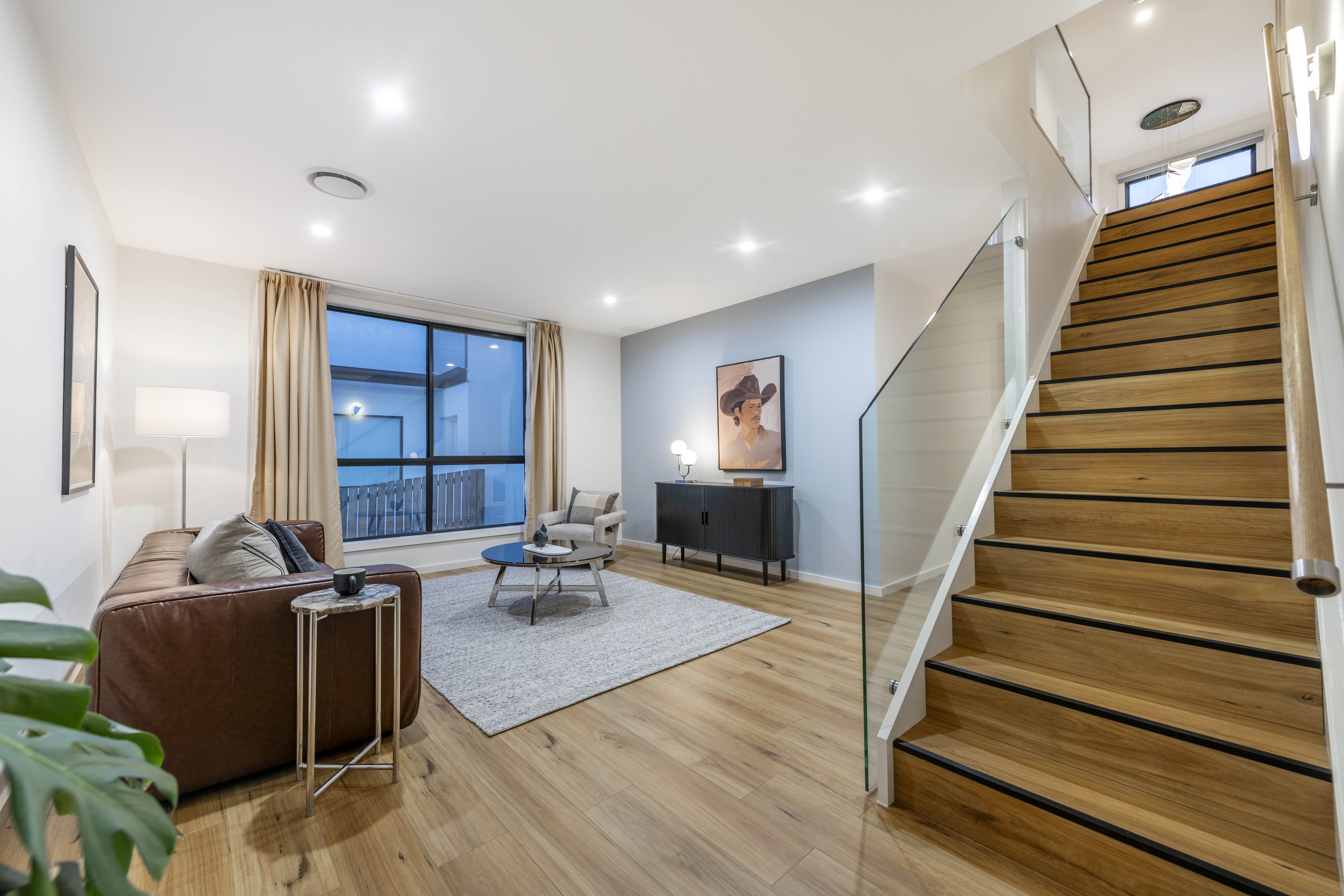  A Refined Family Home Offering Modern Comfort And Lifestyle Ease - 物件實景