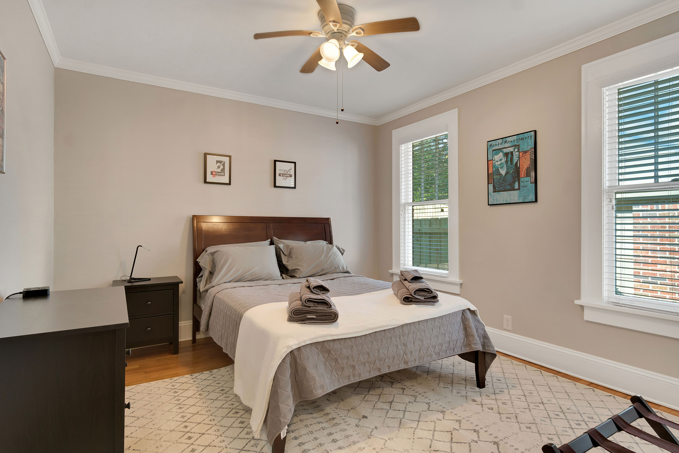  Beautifully Renovated Bungalow Perched above Orme Park in Virginia-Highland - 物件實景