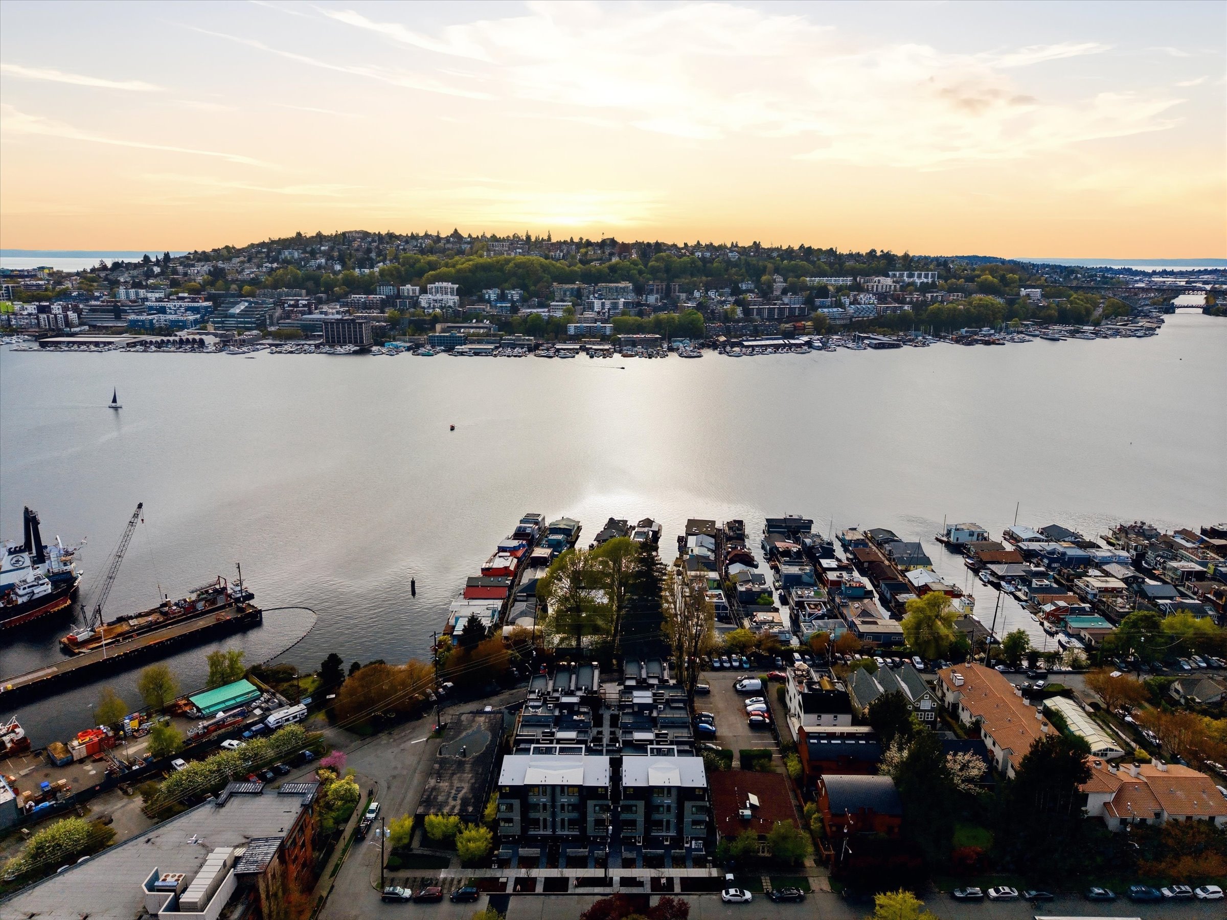  2010 Fairview Ave E Unit #B, Seattle, WA 98102 - 物件實景