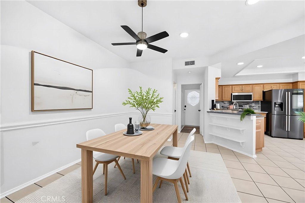 Aliso Viejo, California, 92656, United States, 3 Bedrooms Bedrooms, ,3 BathroomsBathrooms,Residential,For Sale,1997442