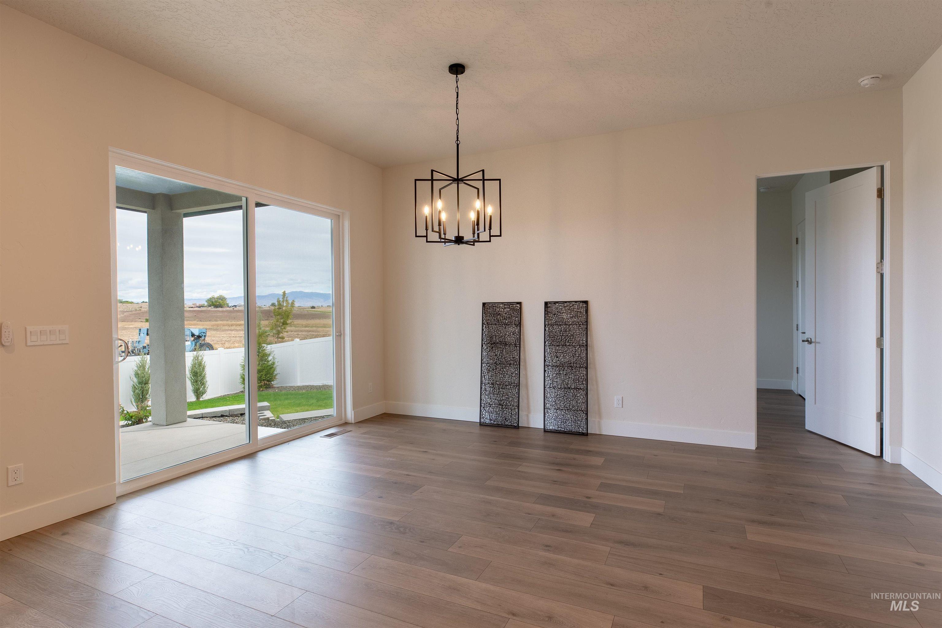 Meridian, Idaho, 83642, United States, 4 Bedrooms Bedrooms, ,3 BathroomsBathrooms,Residential,For Sale,1992156