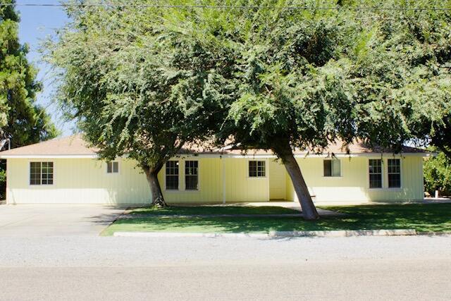 Lindsay, California, 93247, United States, 4 Bedrooms Bedrooms, ,2 BathroomsBathrooms,Residential,For Sale,1982770