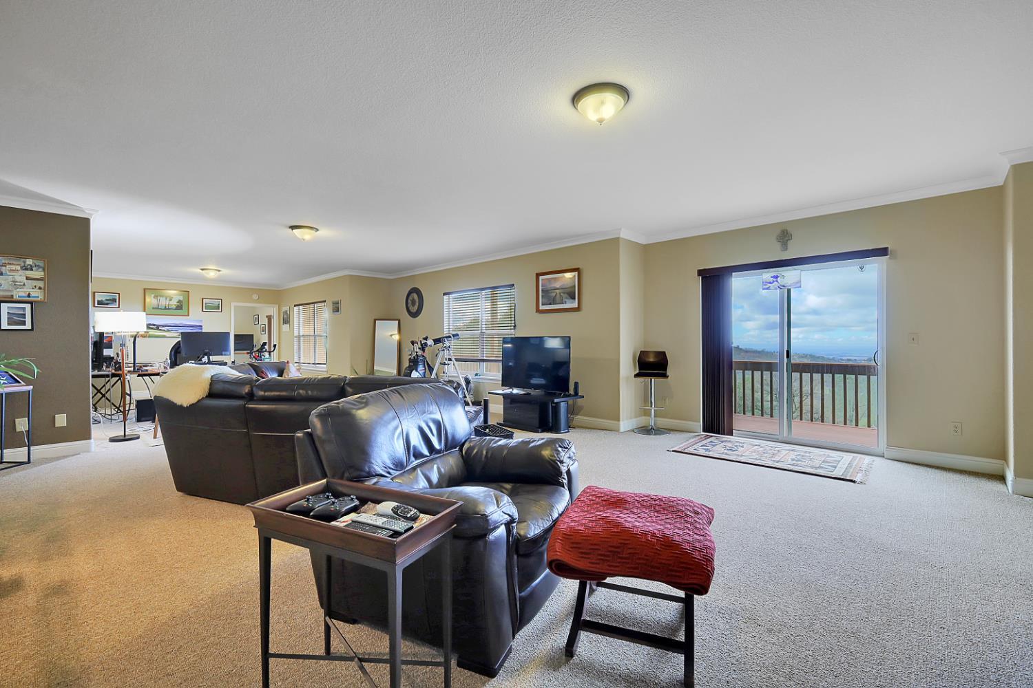 Browns Valley, California, 95918, United States, 5 Bedrooms Bedrooms, ,4 BathroomsBathrooms,Residential,For Sale,1980583