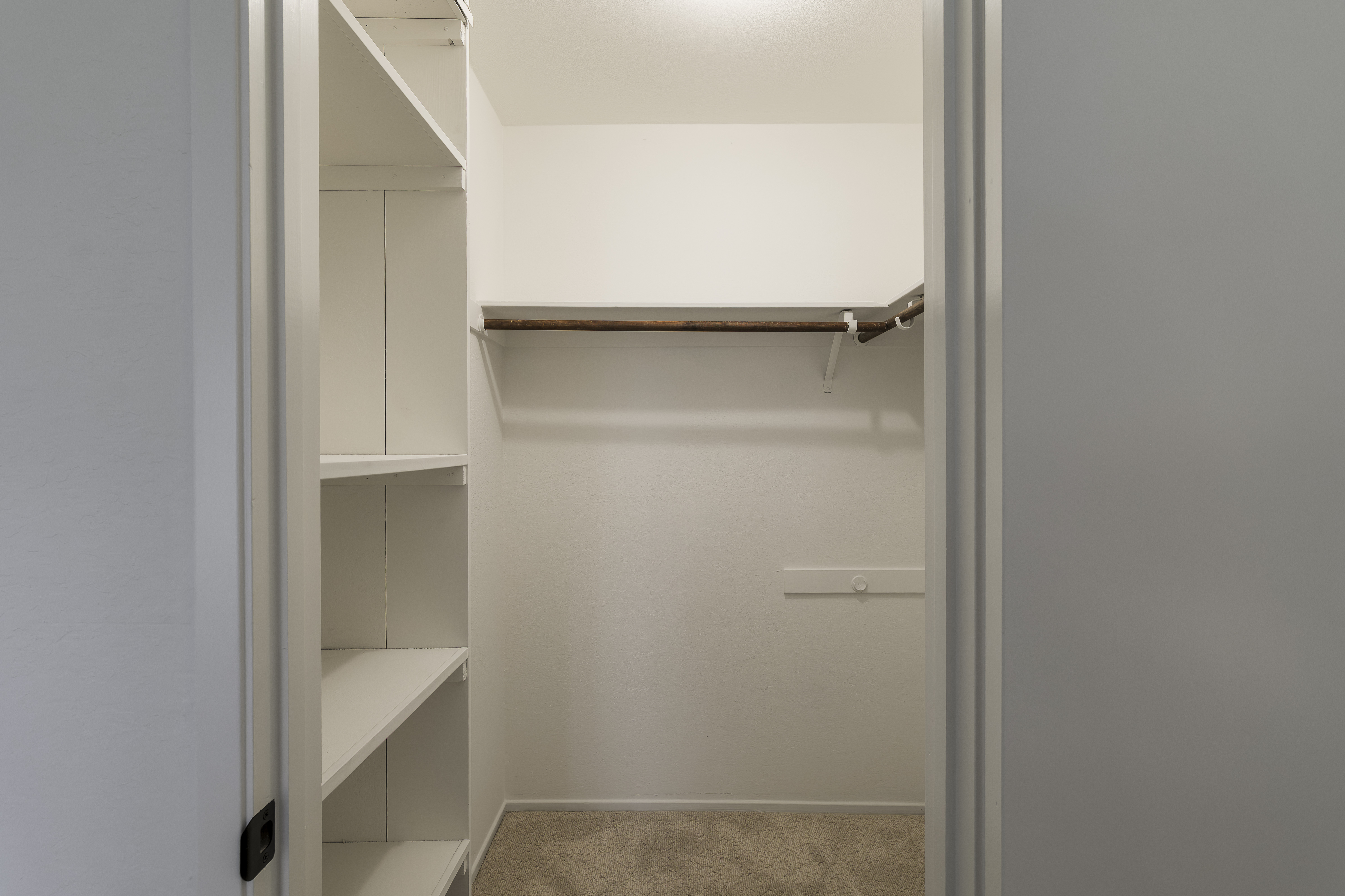  Beautifully Renovated Waterview Condo Minutes from Downtown Mountain View - 物件實景