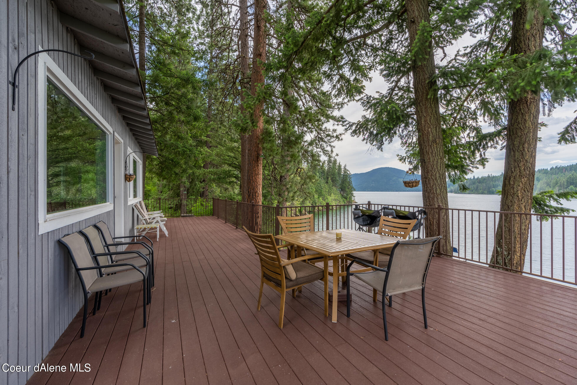 Hayden, Idaho, 83835, United States, 2 Bedrooms Bedrooms, ,1 BathroomBathrooms,Residential,For Sale,1980361