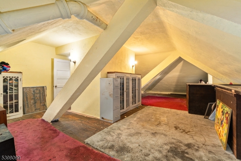 Newark City, New Jersey, 07104, United States, 15 Bedrooms Bedrooms, ,8 BathroomsBathrooms,Residential,For Sale,1996091