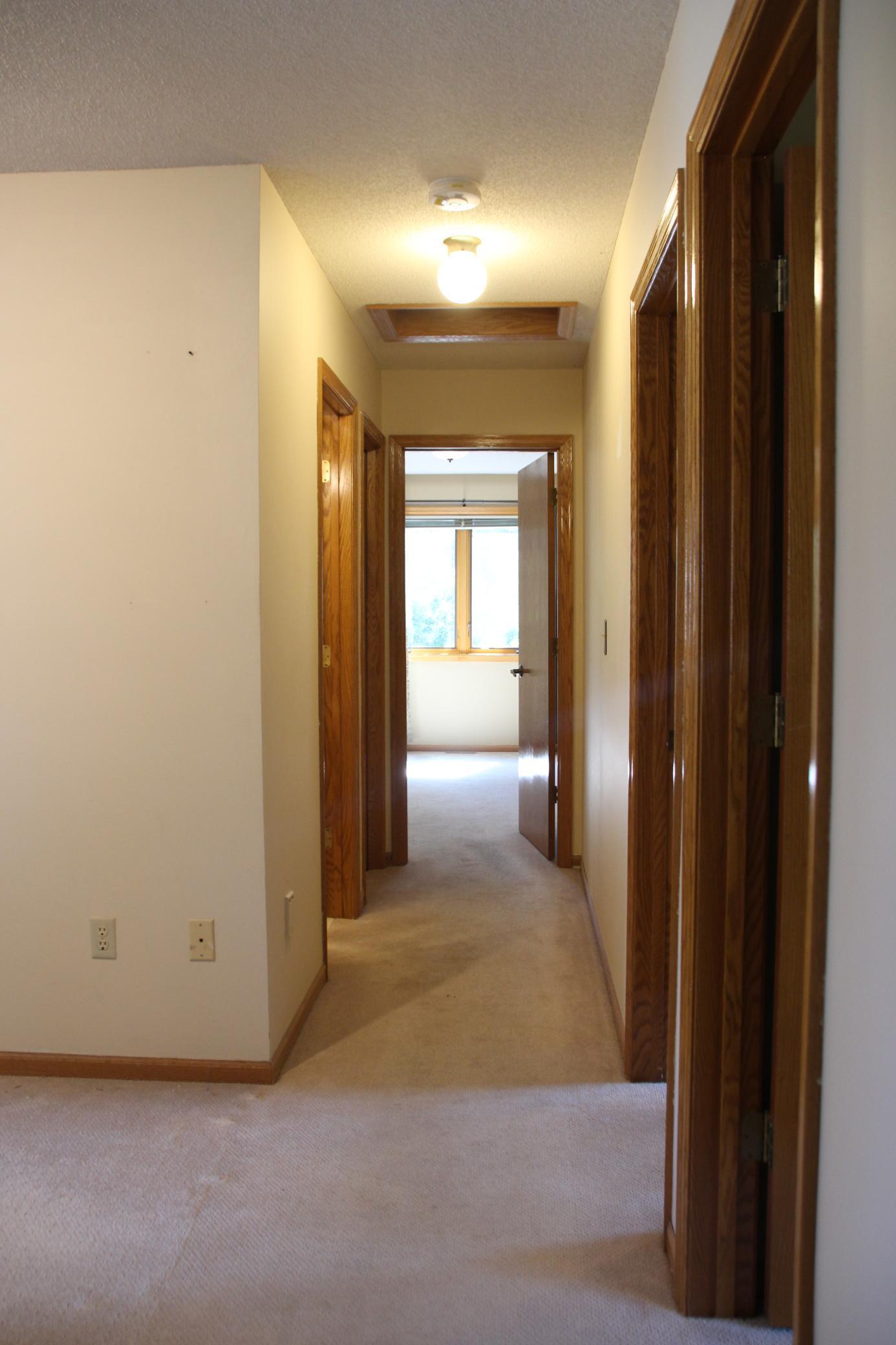 Lakeville, Minnesota, 55044, United States, 3 Bedrooms Bedrooms, ,2 BathroomsBathrooms,Residential,For Sale,1941010