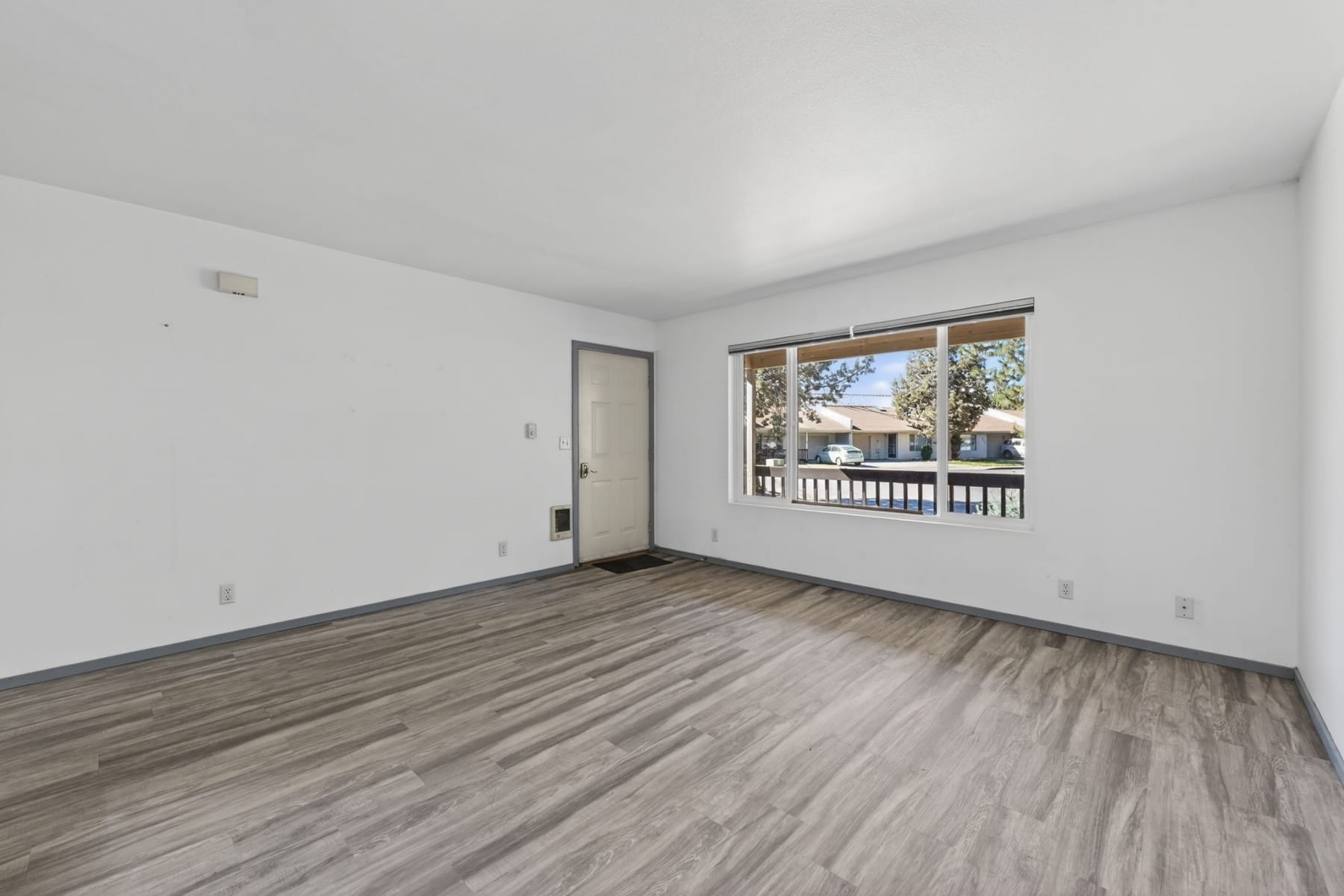  908 SE Stratford Court Bend, OR 97702 - 物件實景