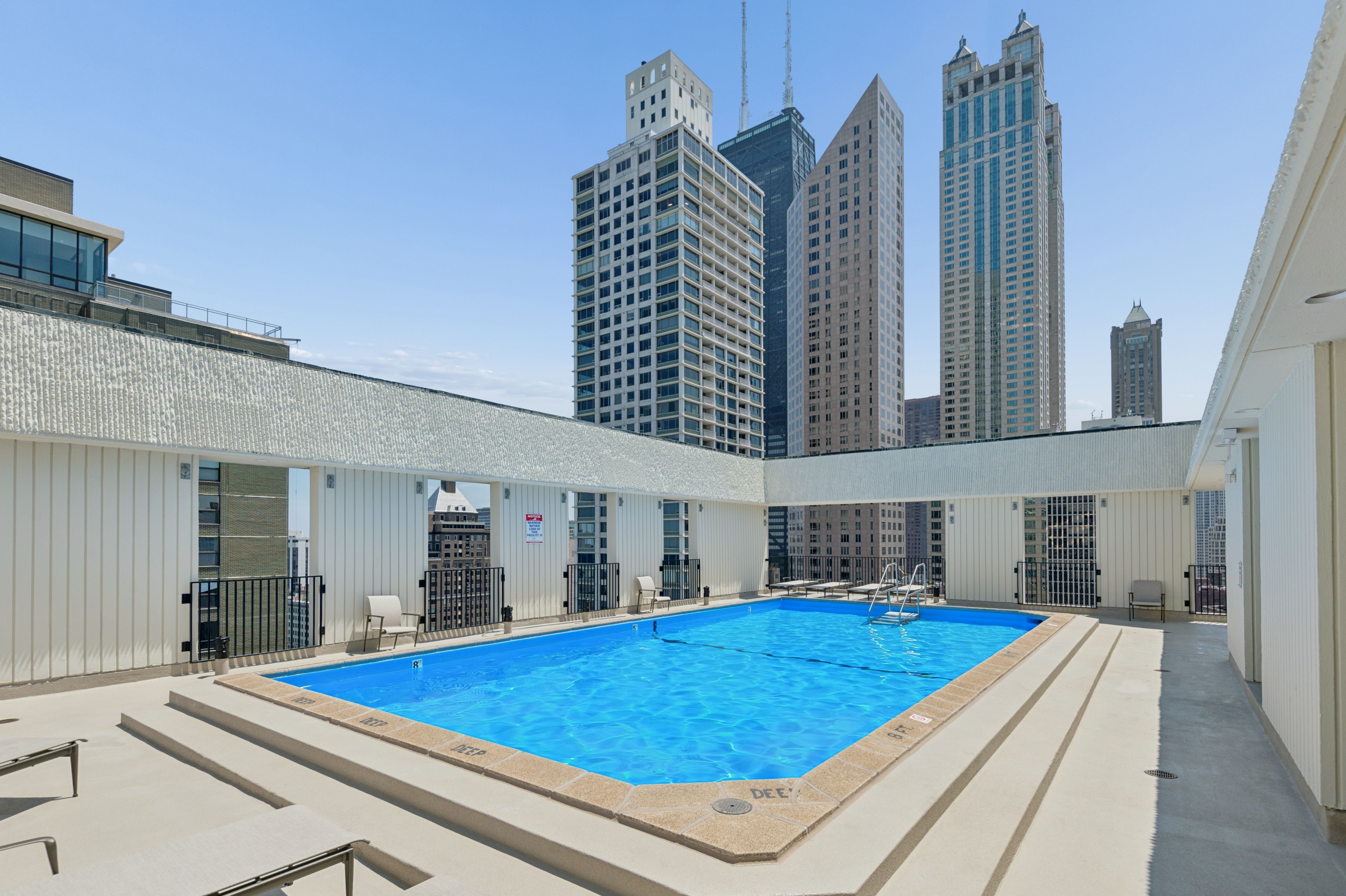  Designed for Both Comfortable Everyday Living and Effortless Entertaining - 物件實景