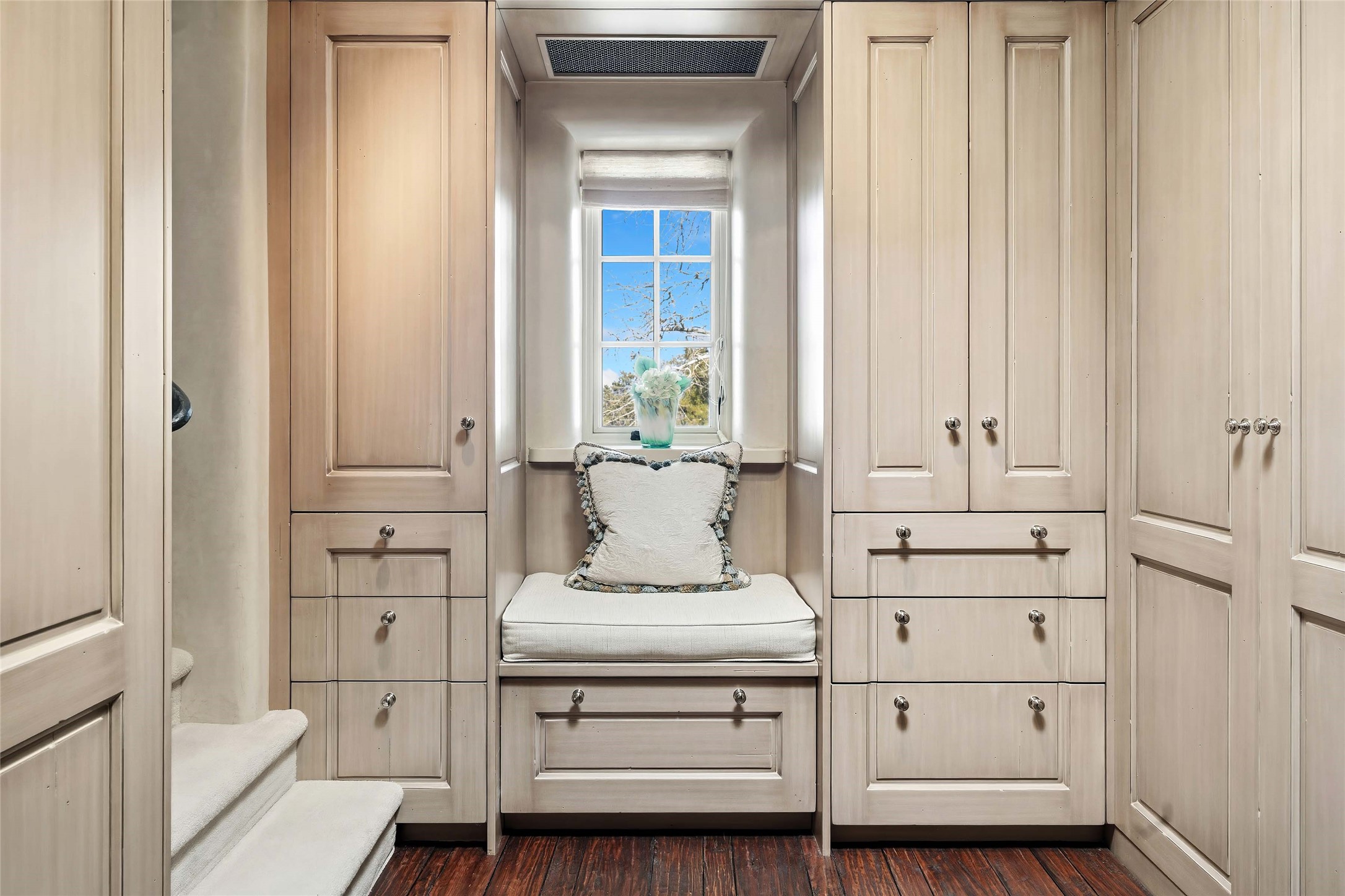  196 Circle Drive - 物件實景