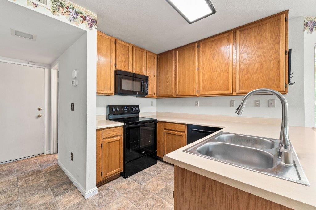 Elk Grove, California, 95758, United States, 3 Bedrooms Bedrooms, ,3 BathroomsBathrooms,Residential,For Sale,1900592