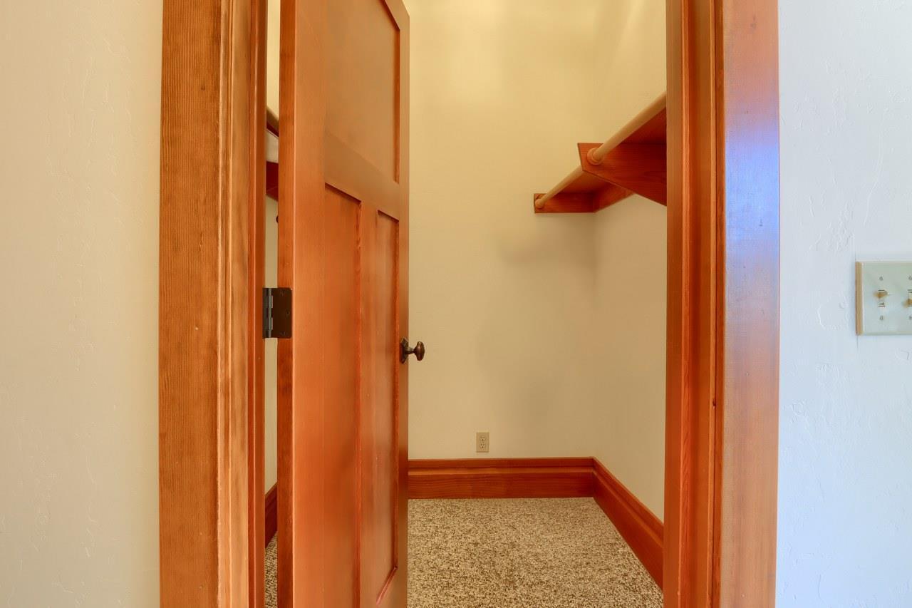 Yosemite West, California, 95389, United States, 3 Bedrooms Bedrooms, ,2 BathroomsBathrooms,Residential,For Sale,1980378