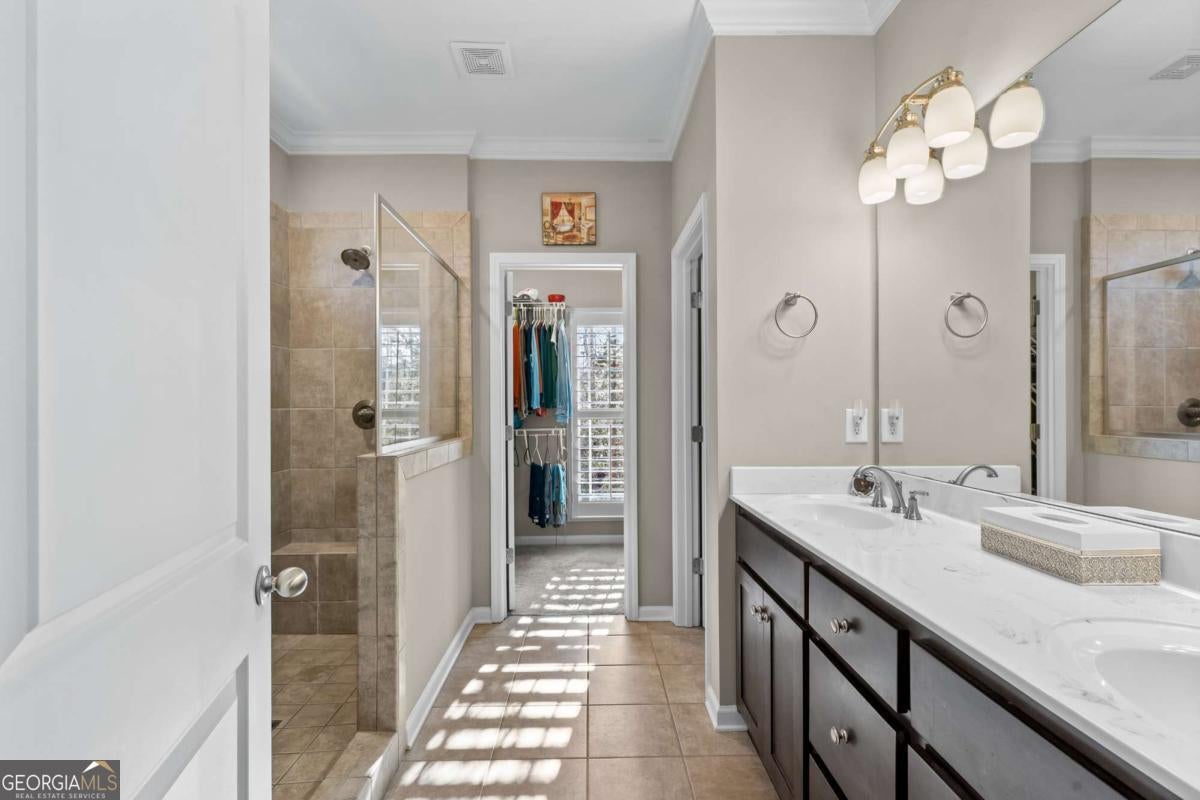 Ellijay, Georgia, 30536, United States, 3 Bedrooms Bedrooms, ,2 BathroomsBathrooms,Residential,For Sale,2013389