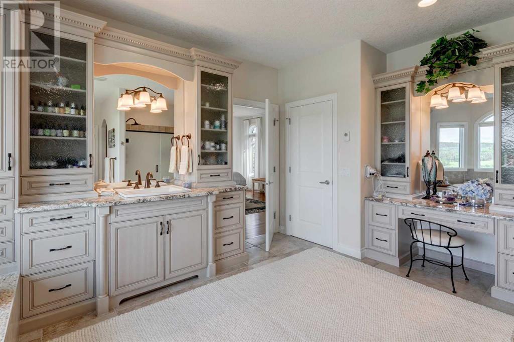 RURAL FOOTHILLS COUNTY, Alberta, T0K 1K0, CA, 6 Bedrooms Bedrooms, ,4 BathroomsBathrooms,Residential,For Sale,1947091